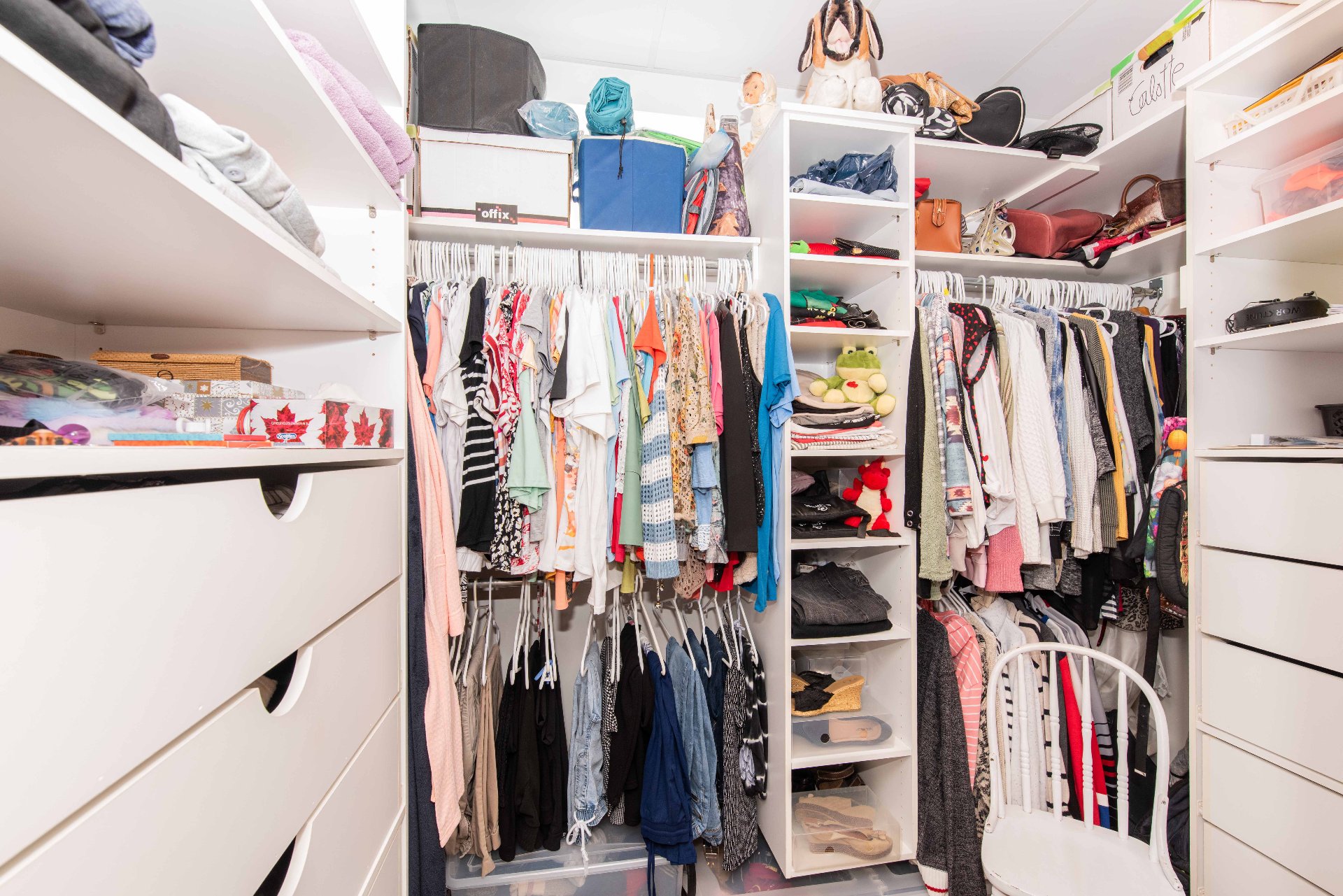 Walk-in closet