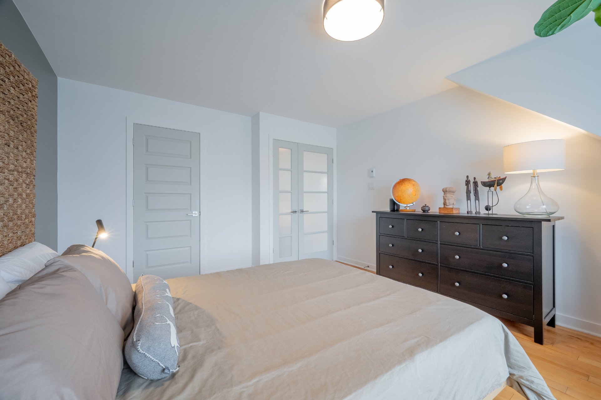Chambre à coucher principale