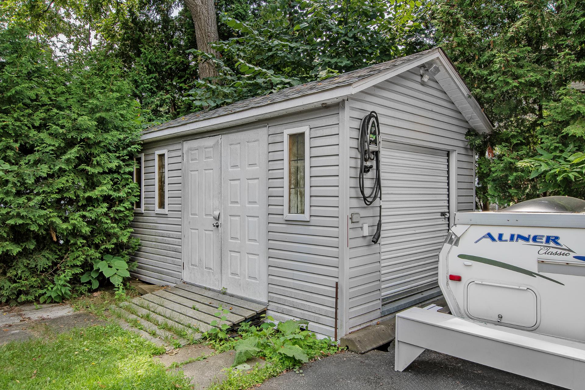 Shed