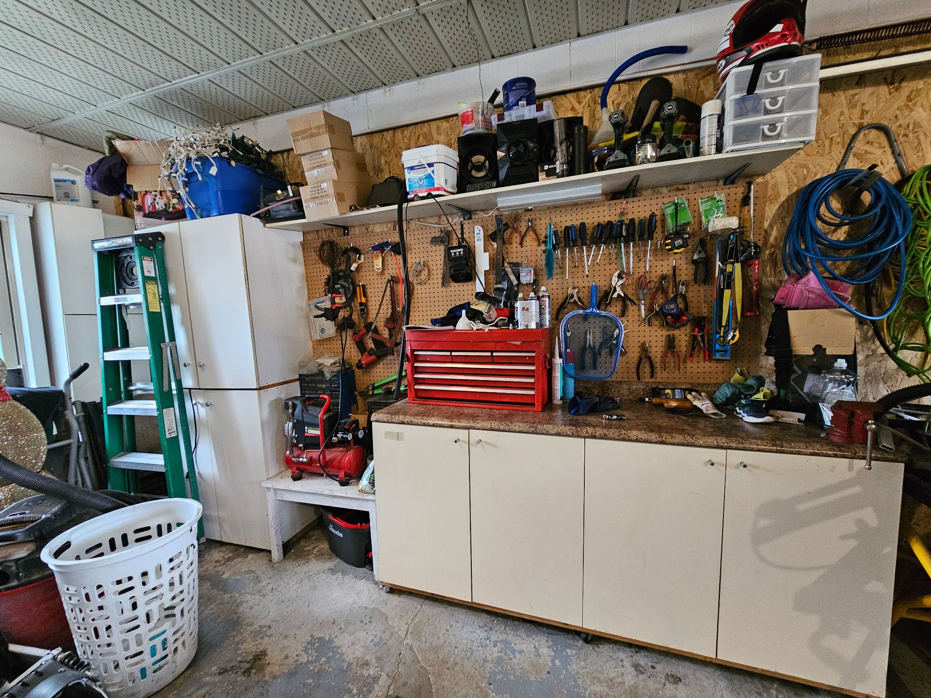 Garage