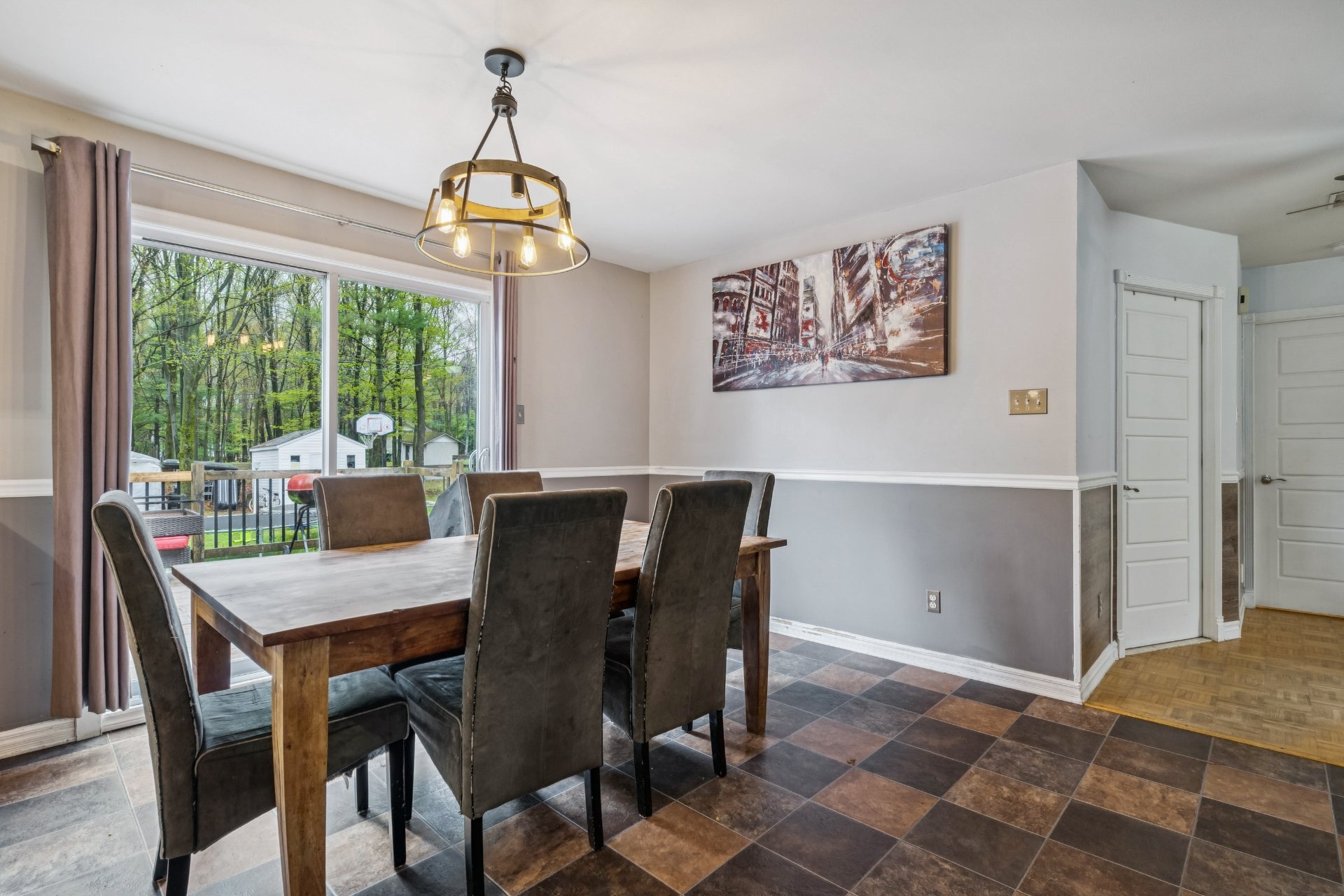 Dining room