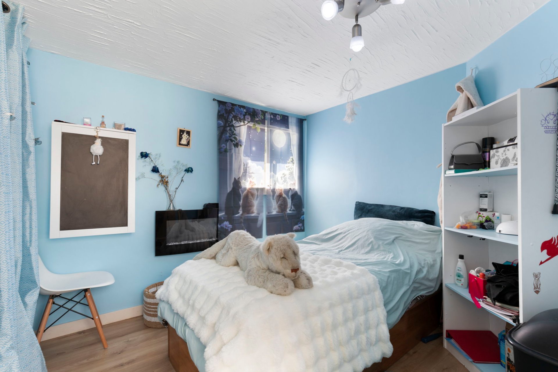 Chambre à coucher 2