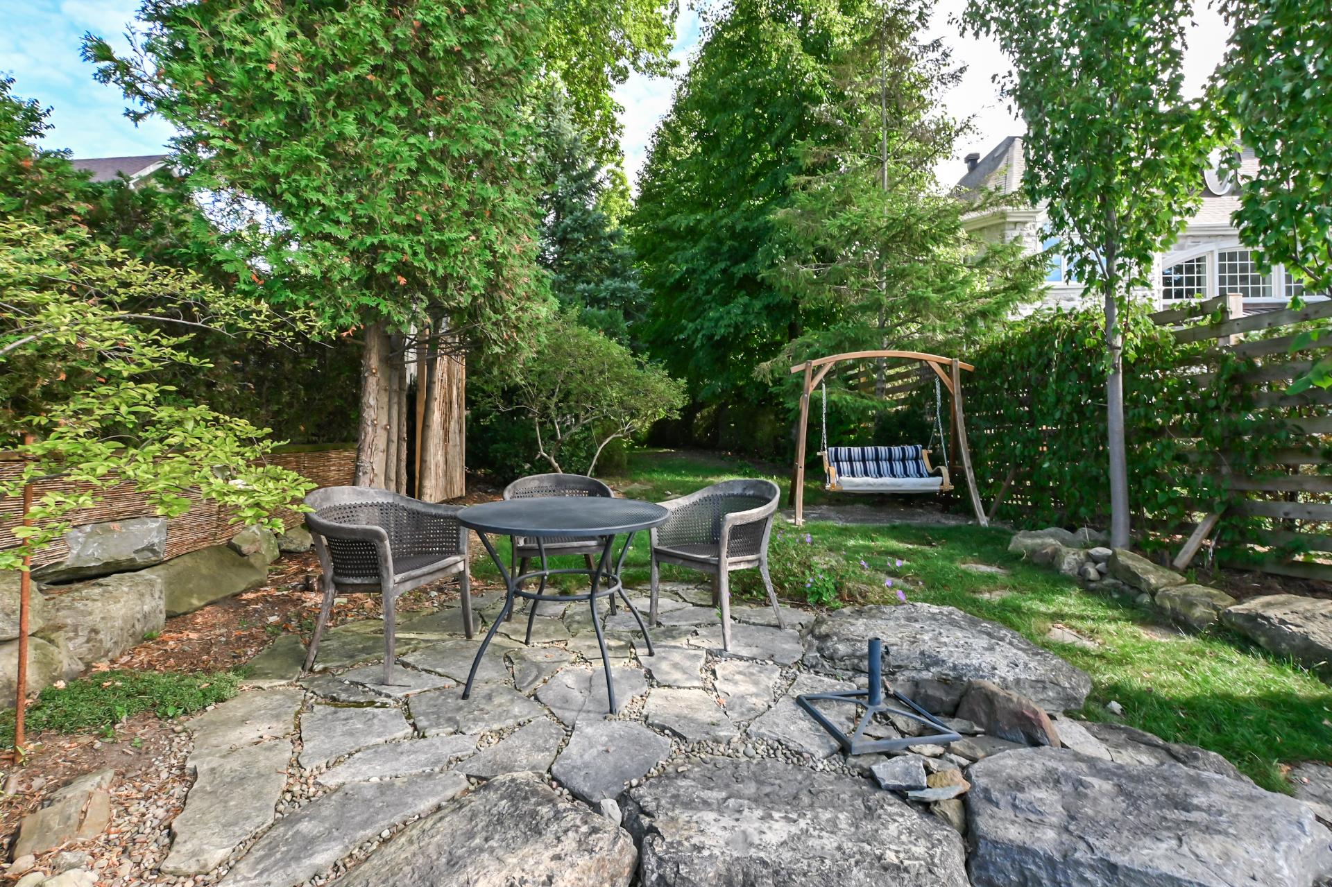 Terrasse bord de l'eau