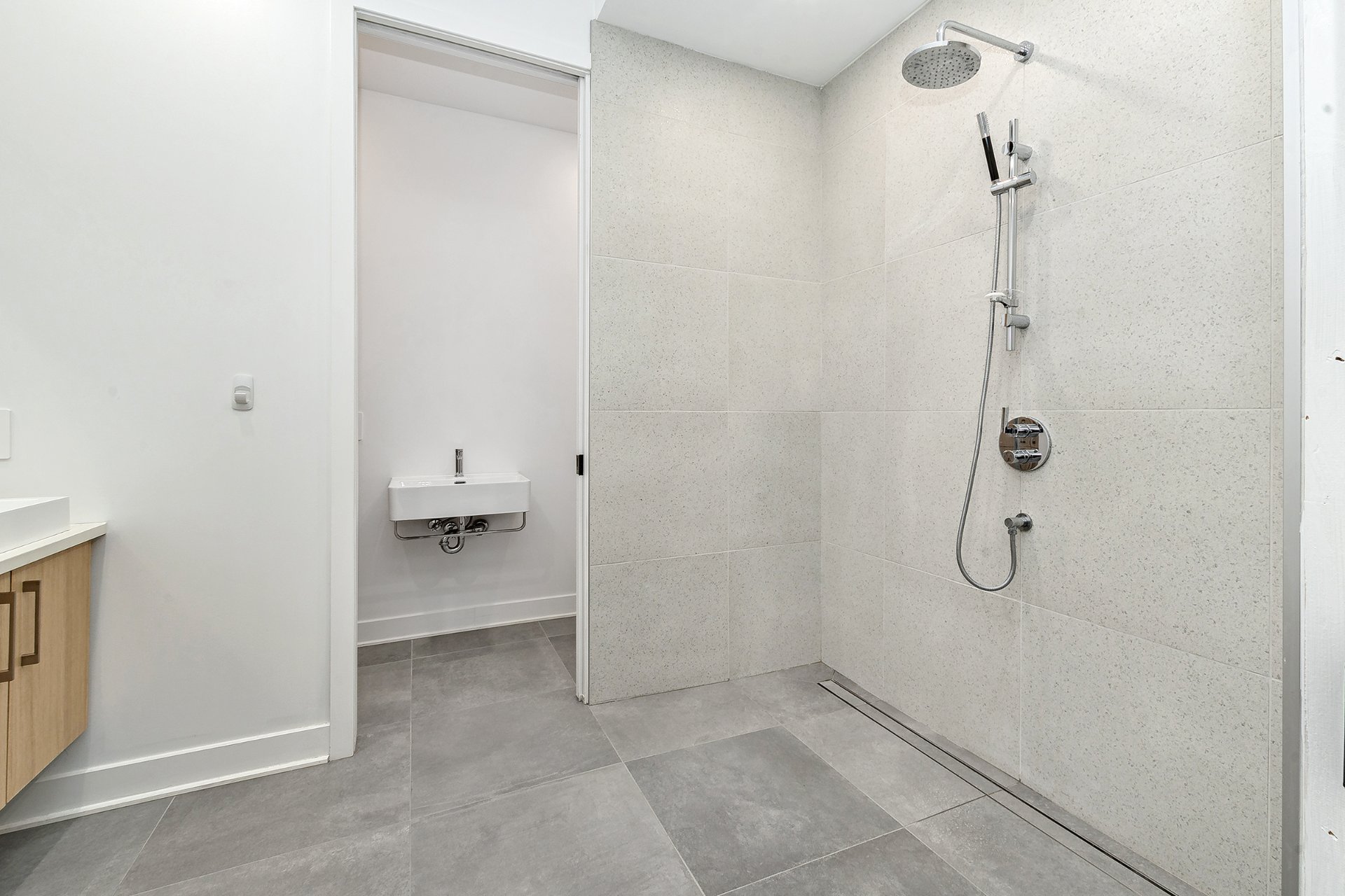 Salle de bains attenante à la CCP