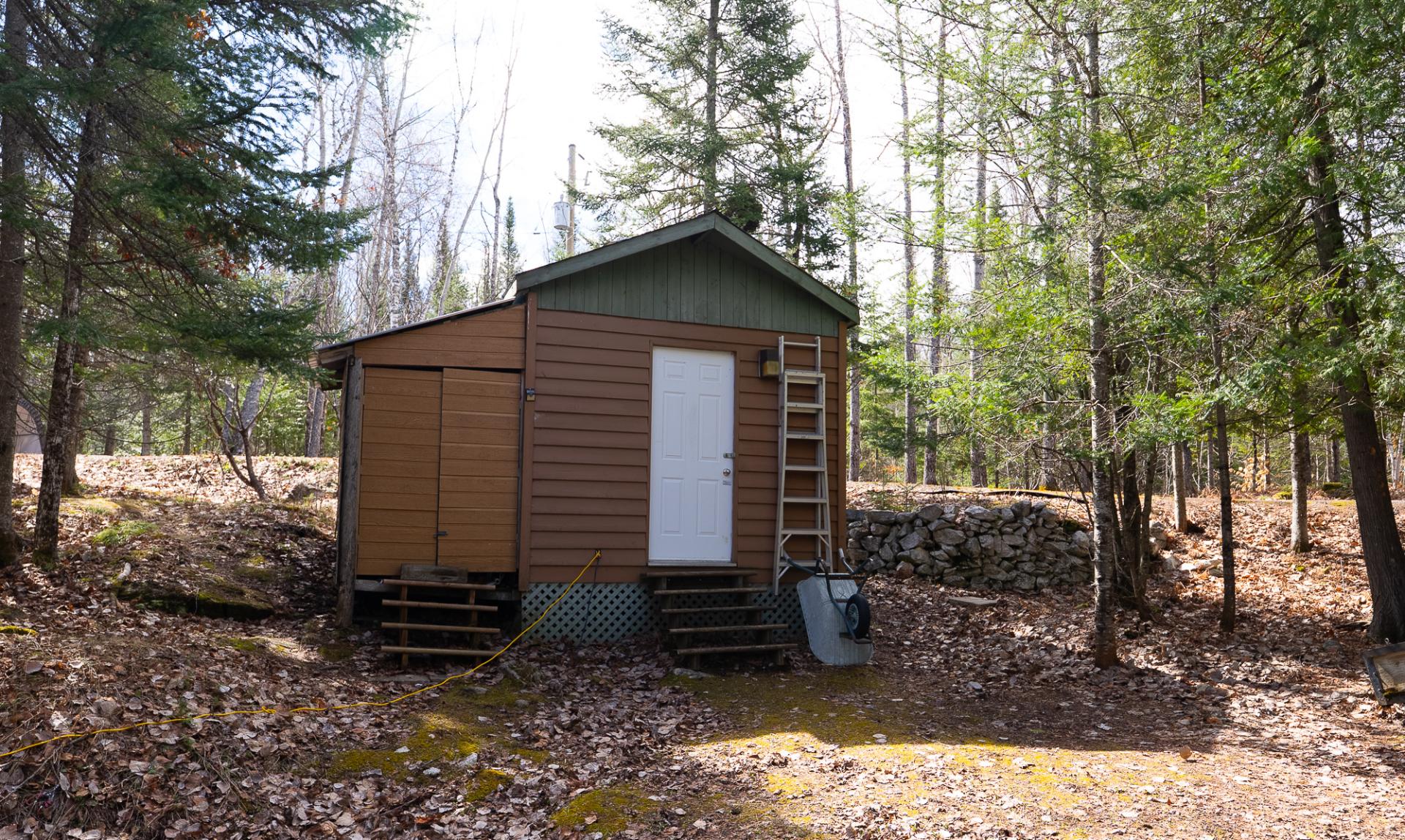 Shed
