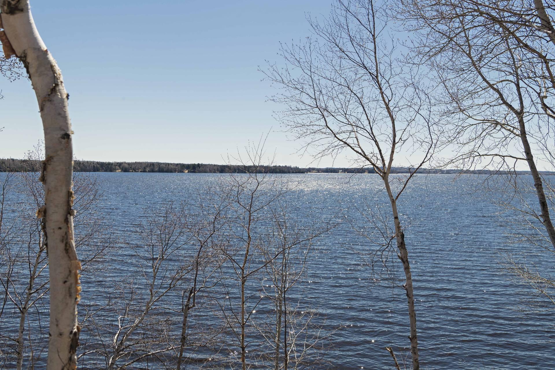 Vue sur l'eau