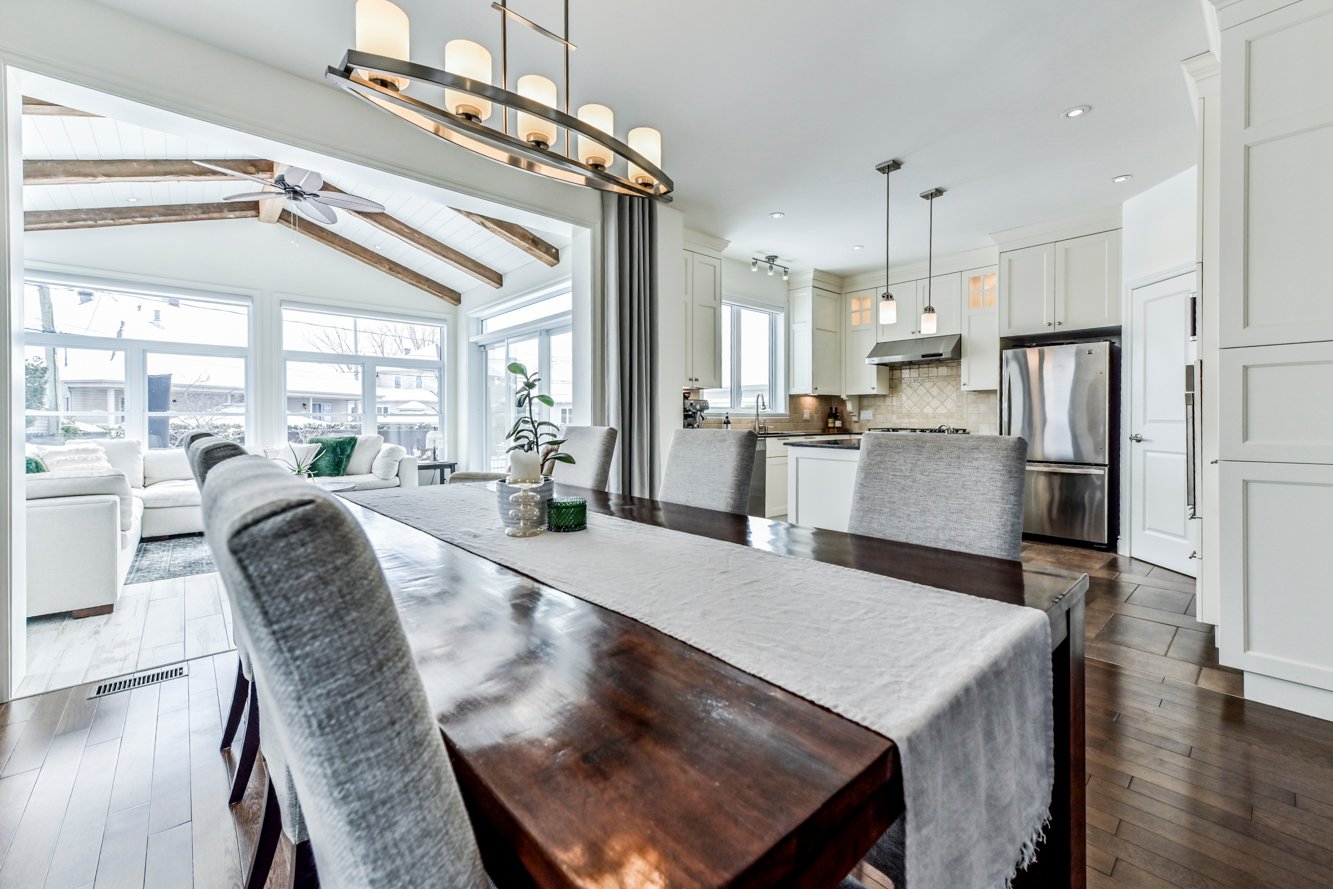 Magnifique espace à aire ouverte