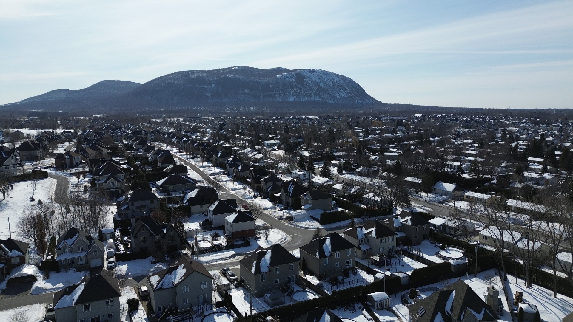 Propriété située entre montagne et Rivière