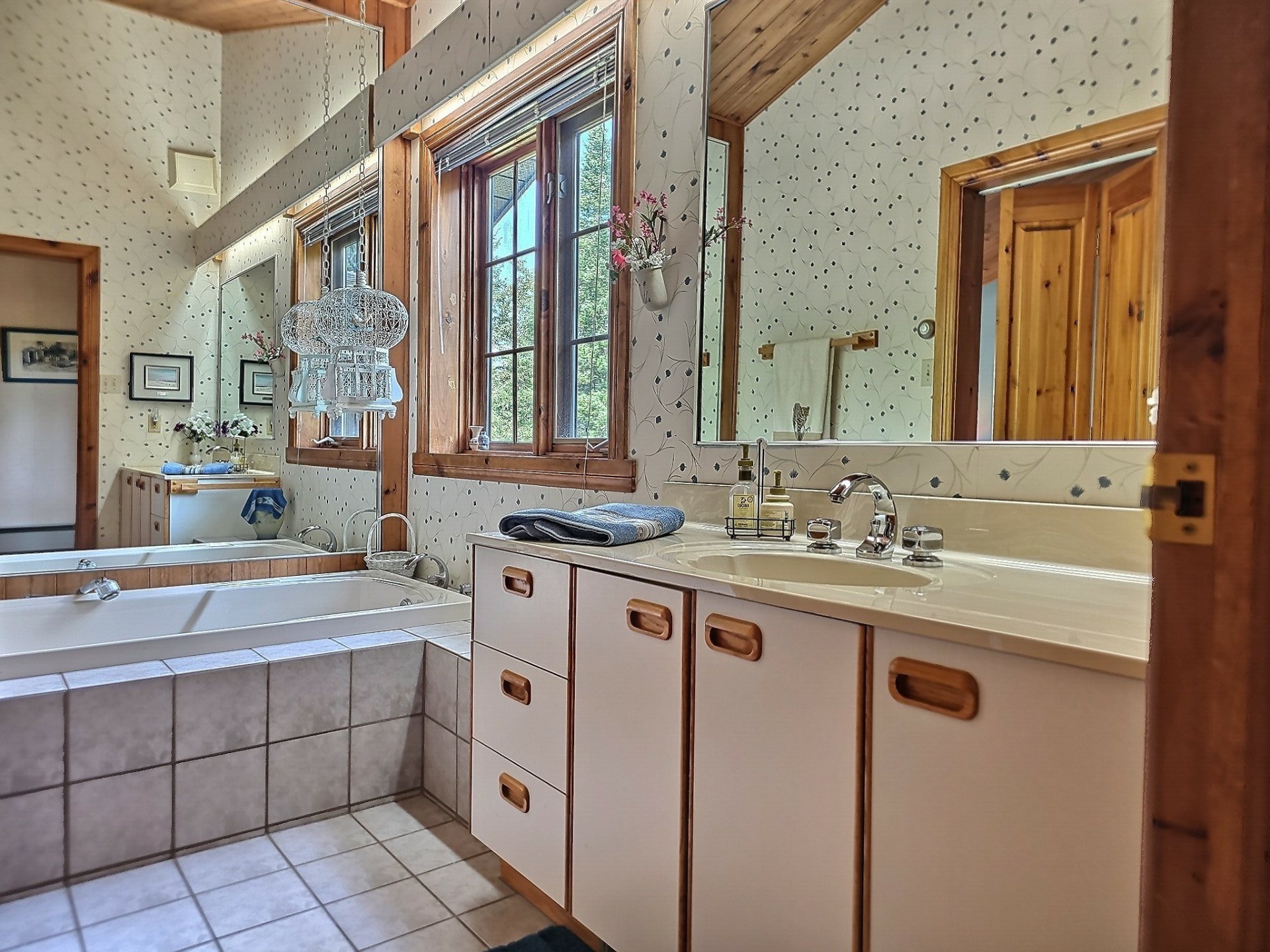 Salle de bains attenante à la CCP