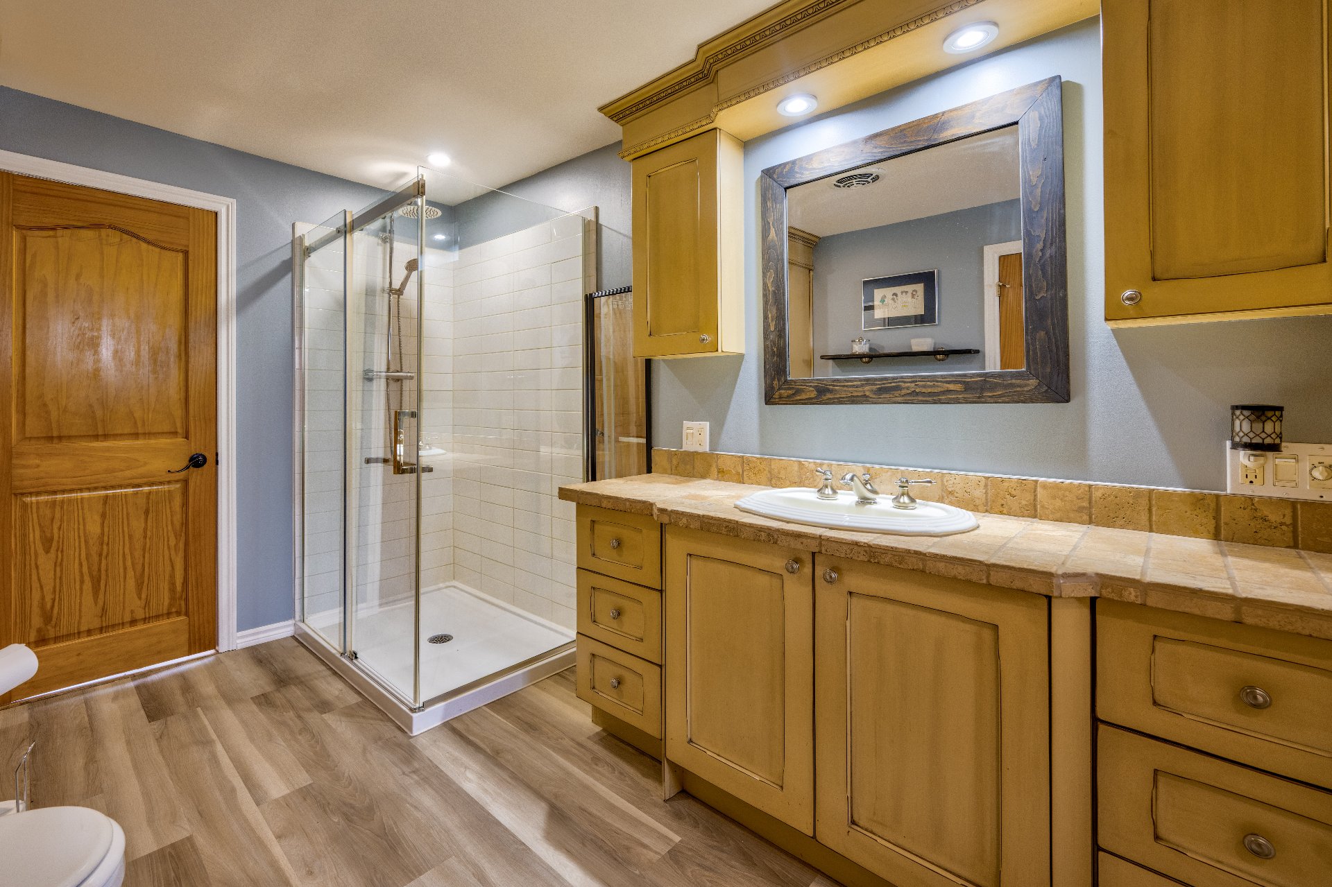 Salle de bains attenante à la CCP