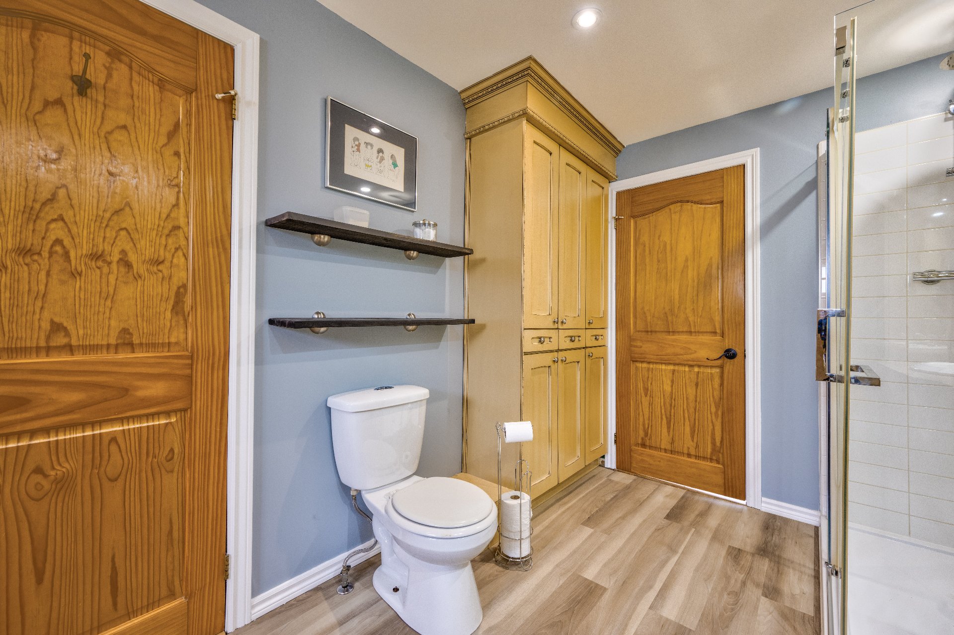 Salle de bains attenante à la CCP