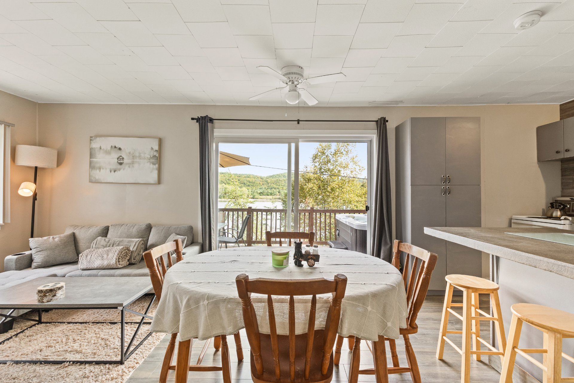 Dining room