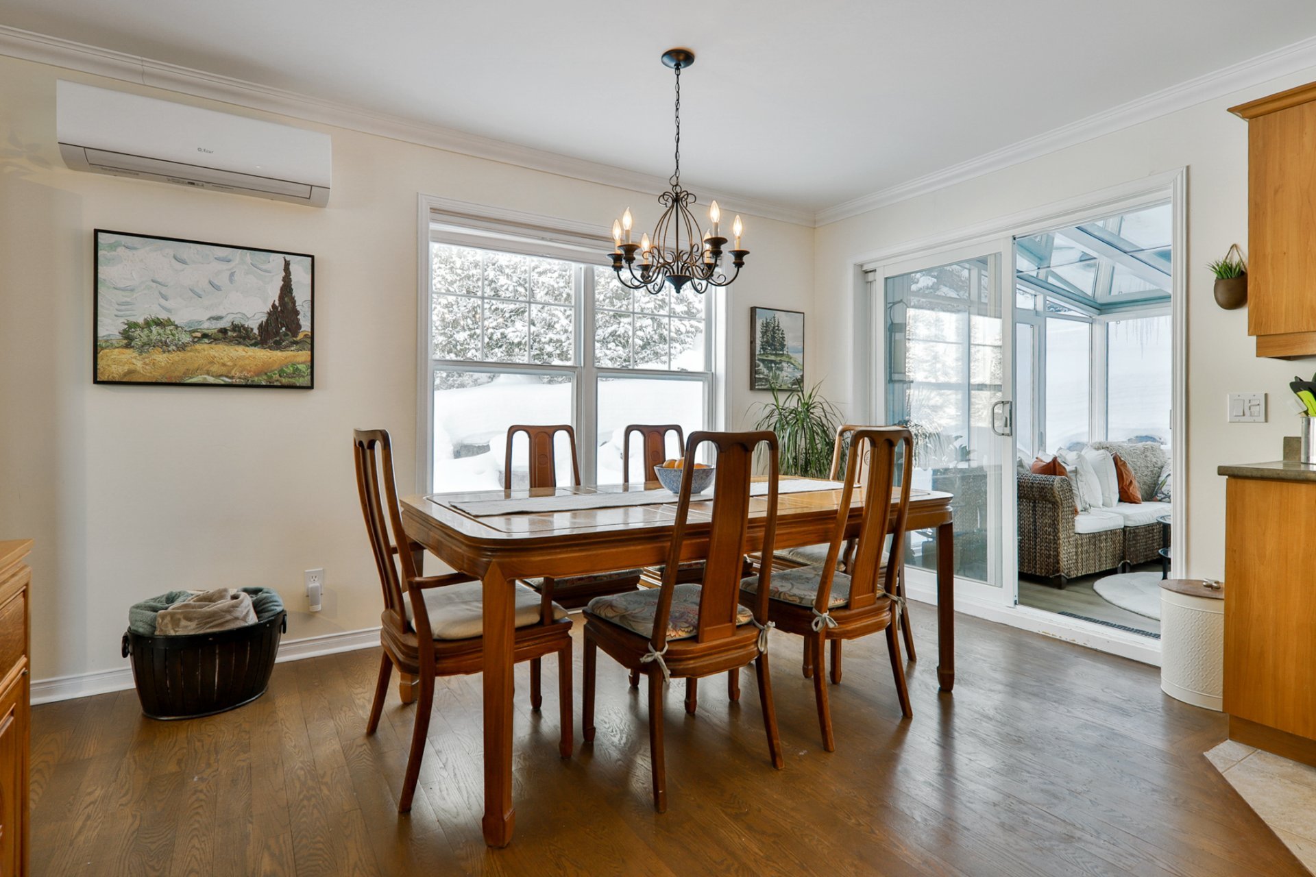 Dining room