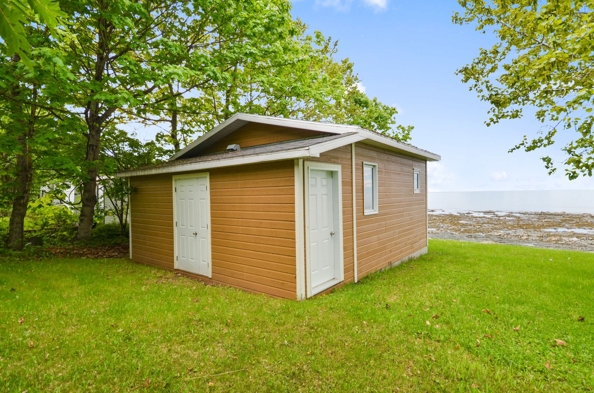 Shed