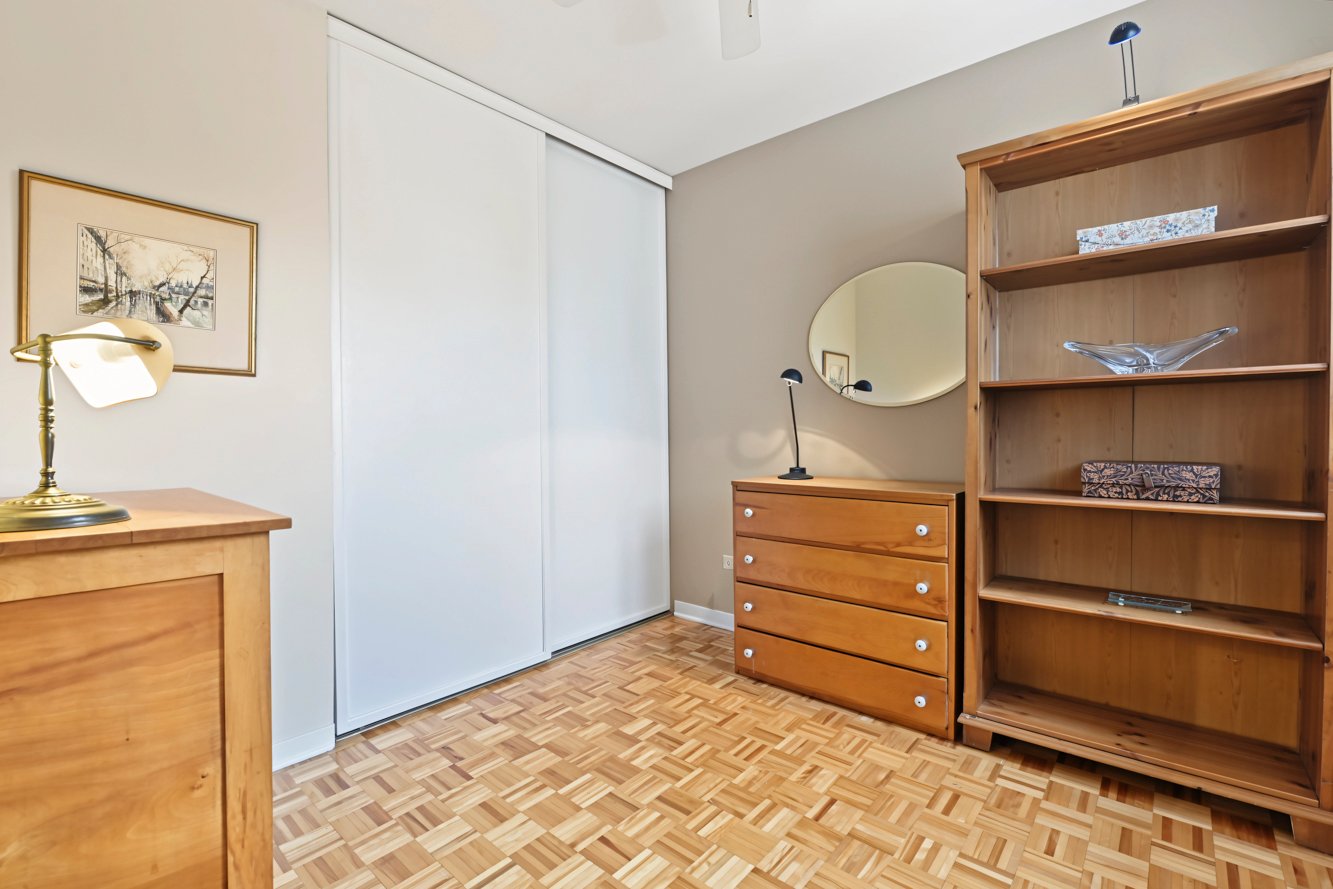 Troisième chambre au 2e étage