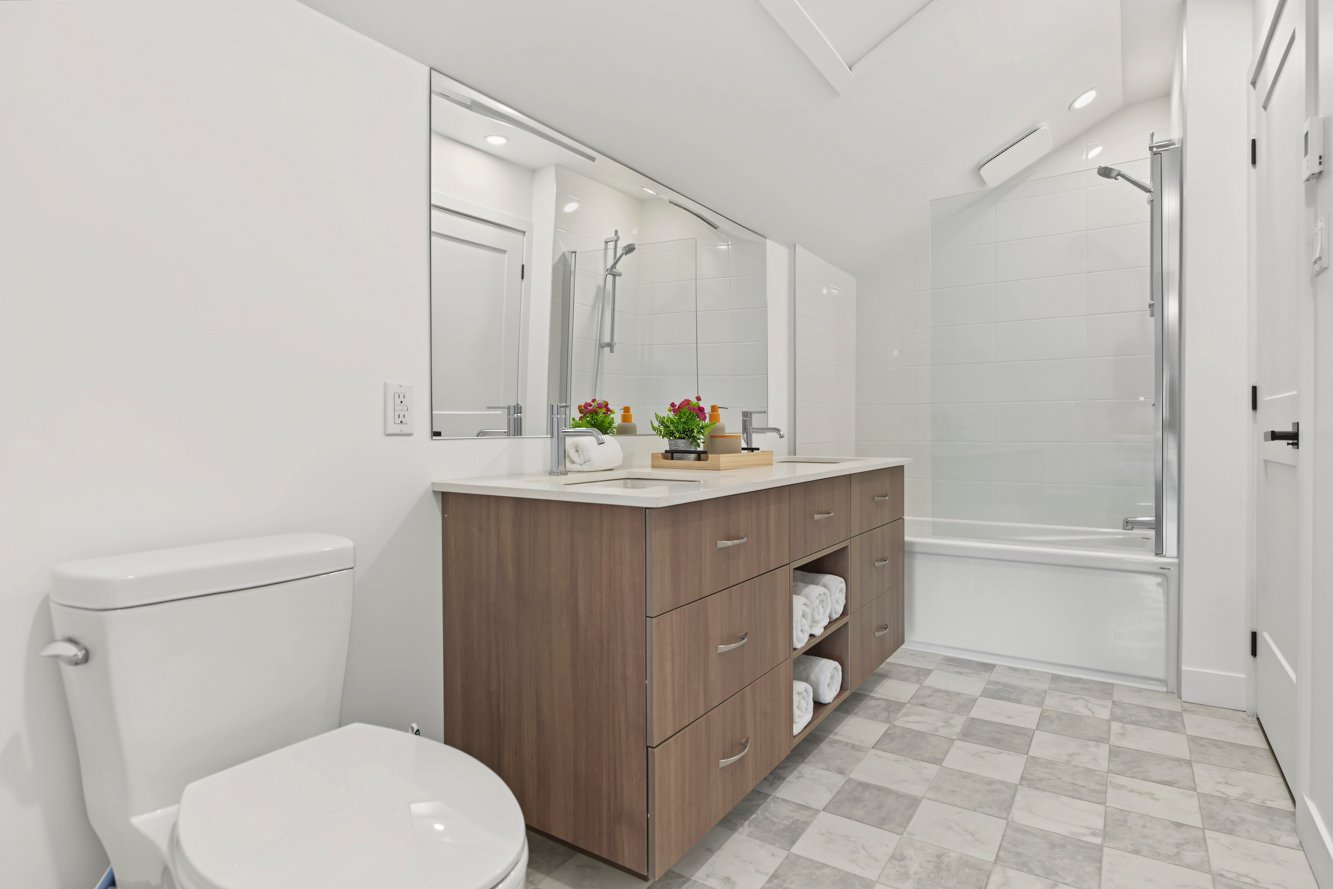 Plancher chauffant, vanité double