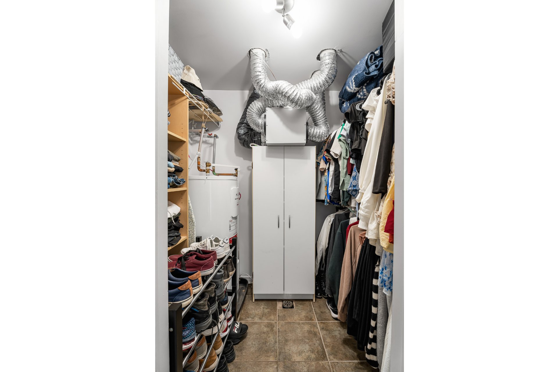 Walk-in closet
