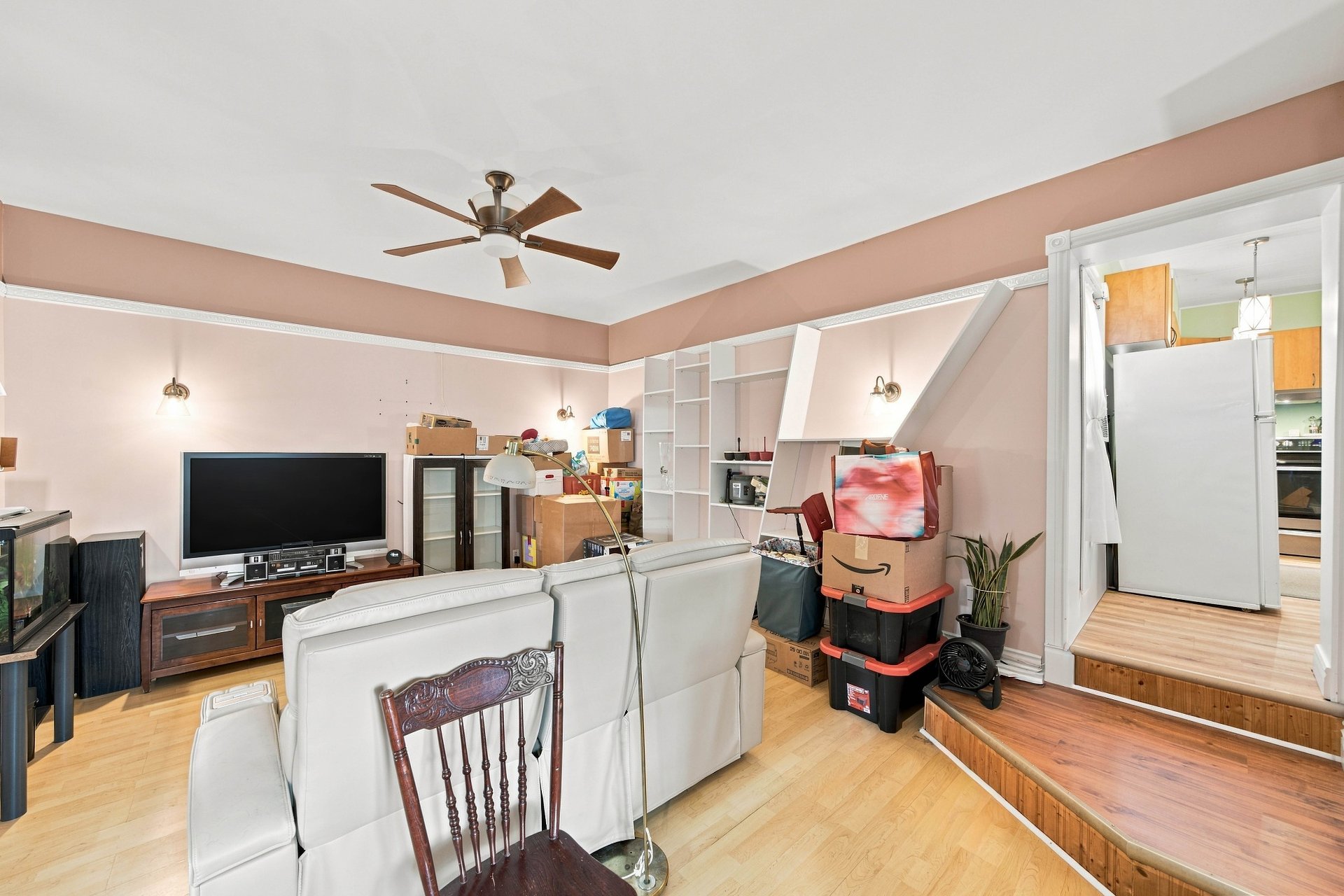 Salon 16165