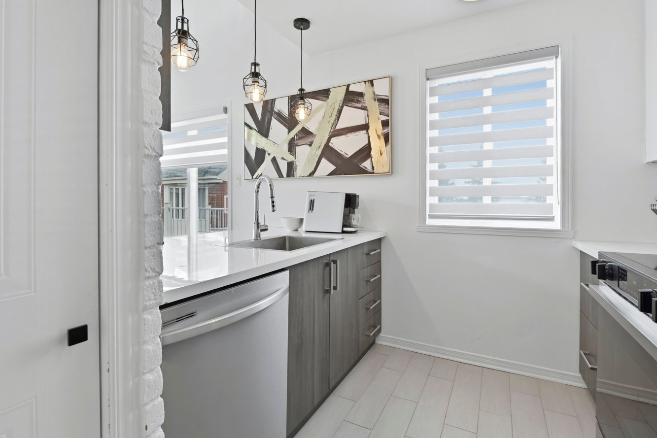 Garde-manger & plancher de céramique