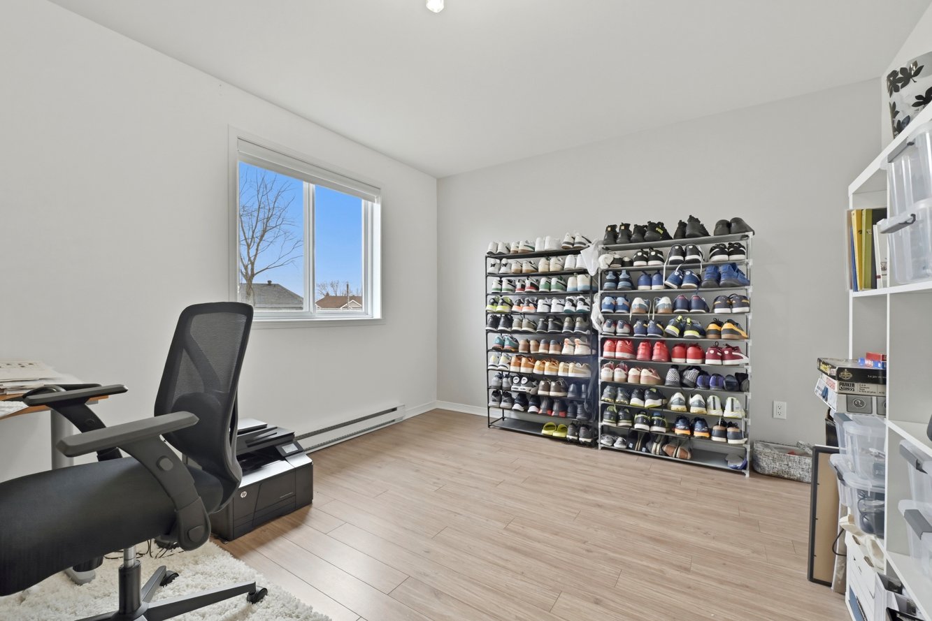 Grand walk-in dans cette chambre