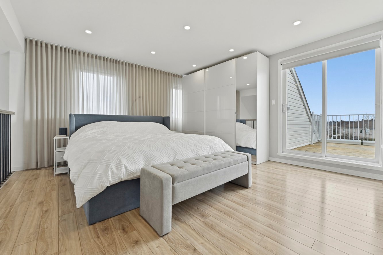 Mezzanine spacieuse et polyvalente