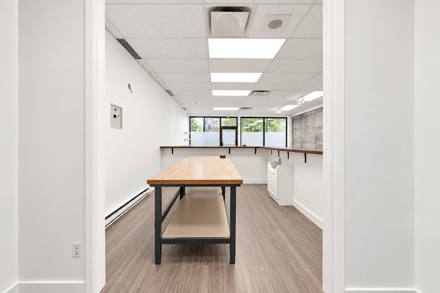 Local commercial, aire de travail