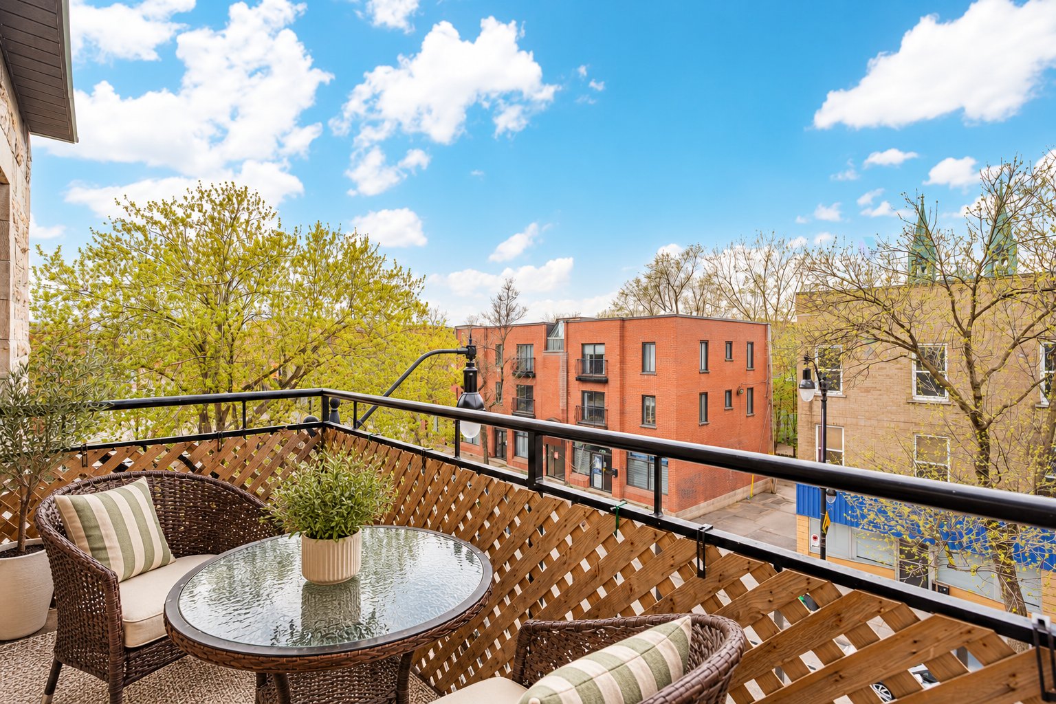 Logement 4226-2, balcon