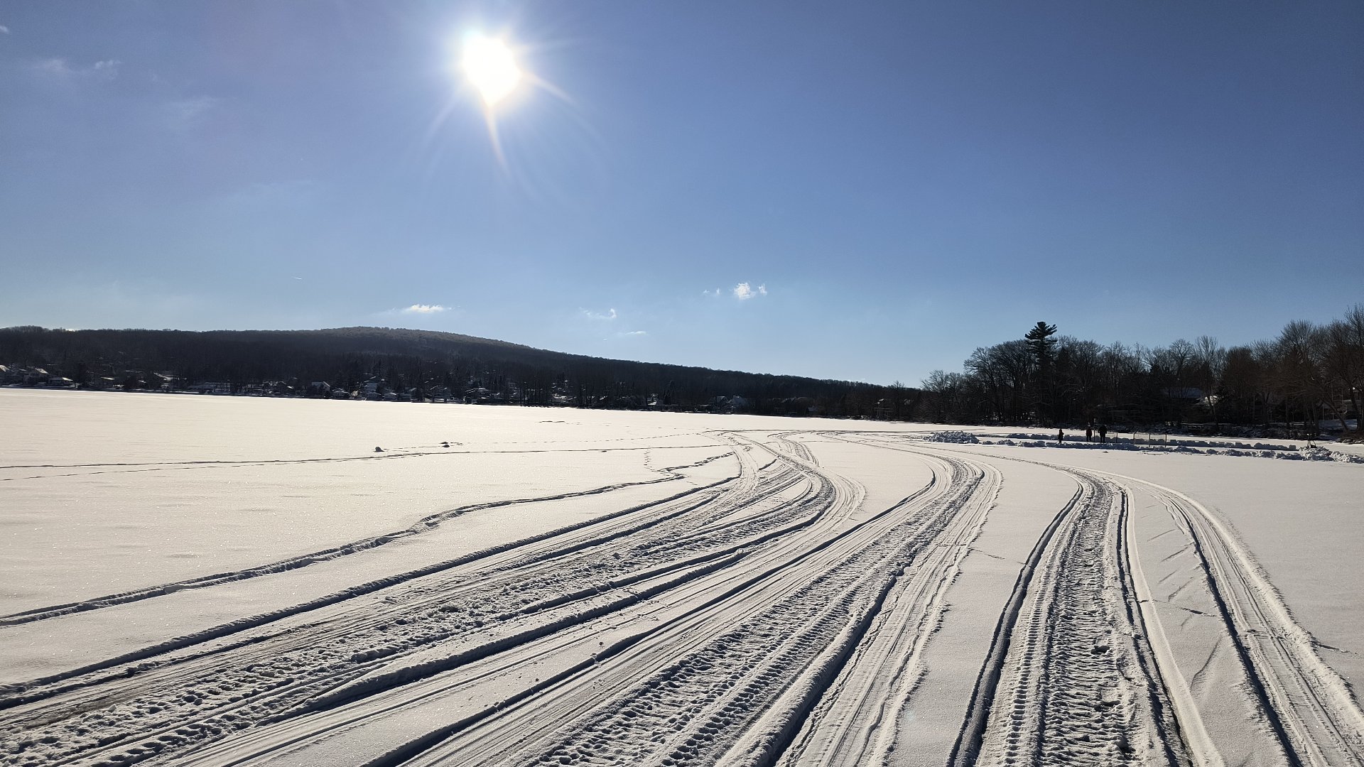Accès au plan d'eau
