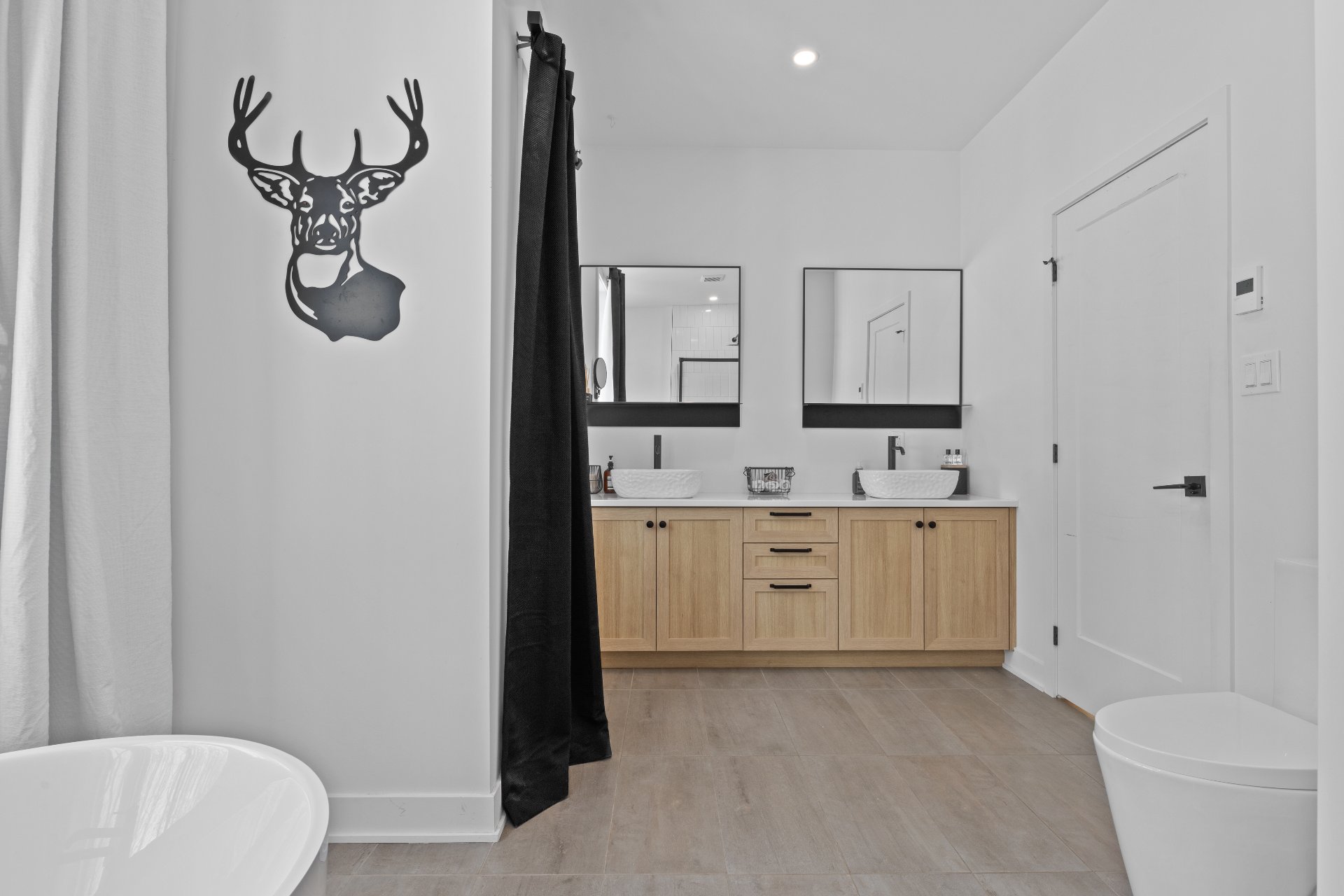 Salle de bains attenante à la CCP