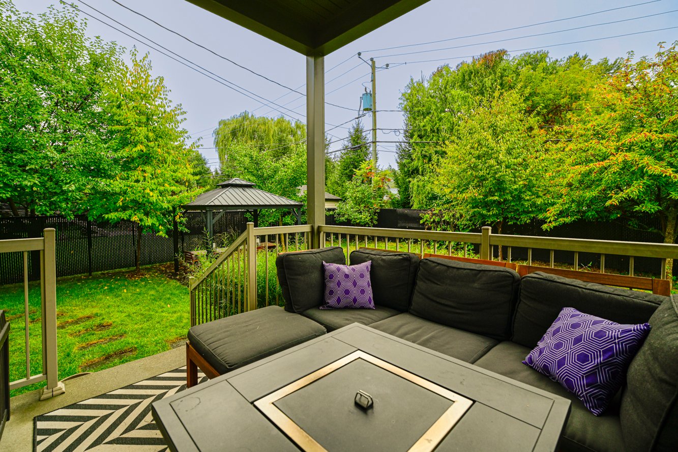 Balcon couvert accessible depuis la cuisine