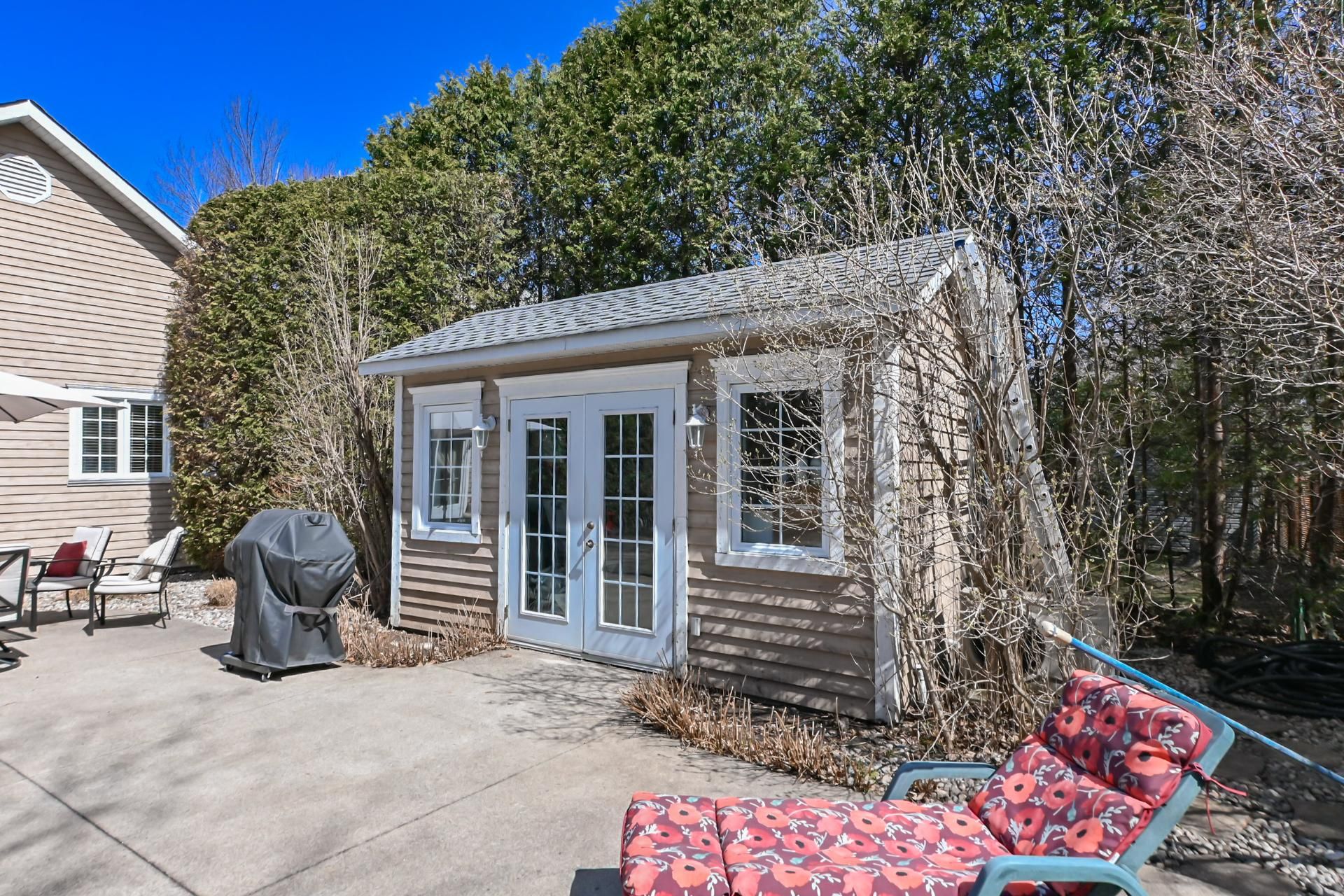 Shed