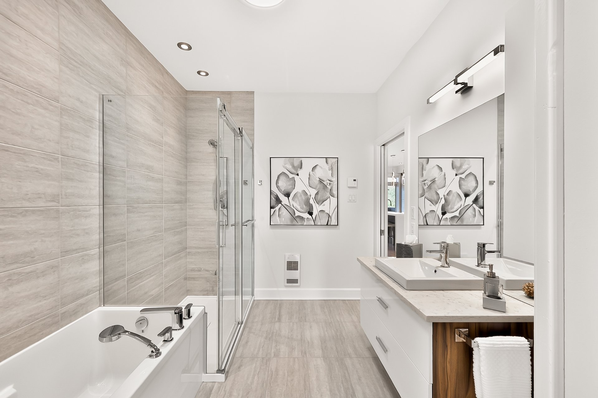 Ensuite bathroom