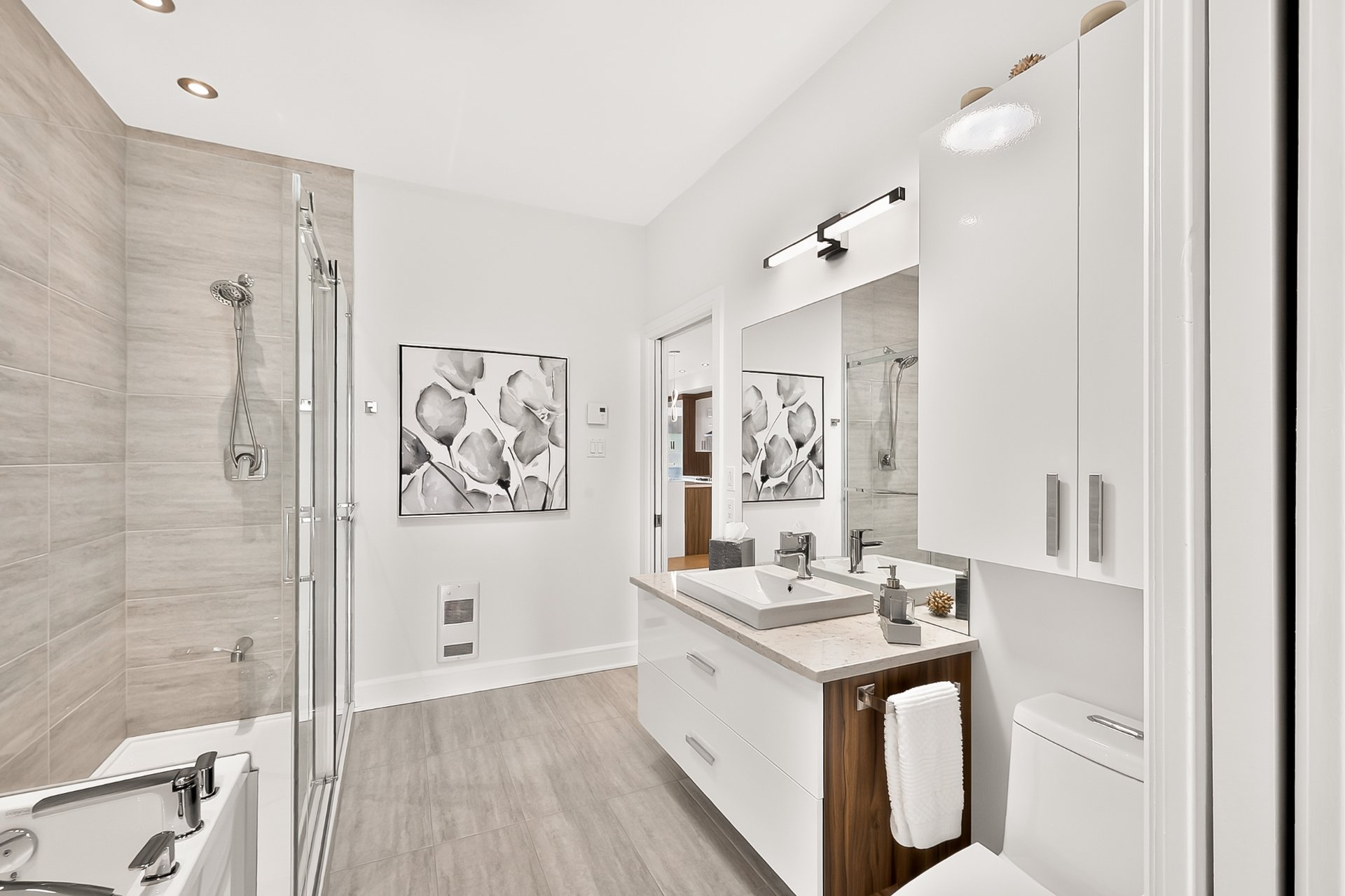 Ensuite bathroom