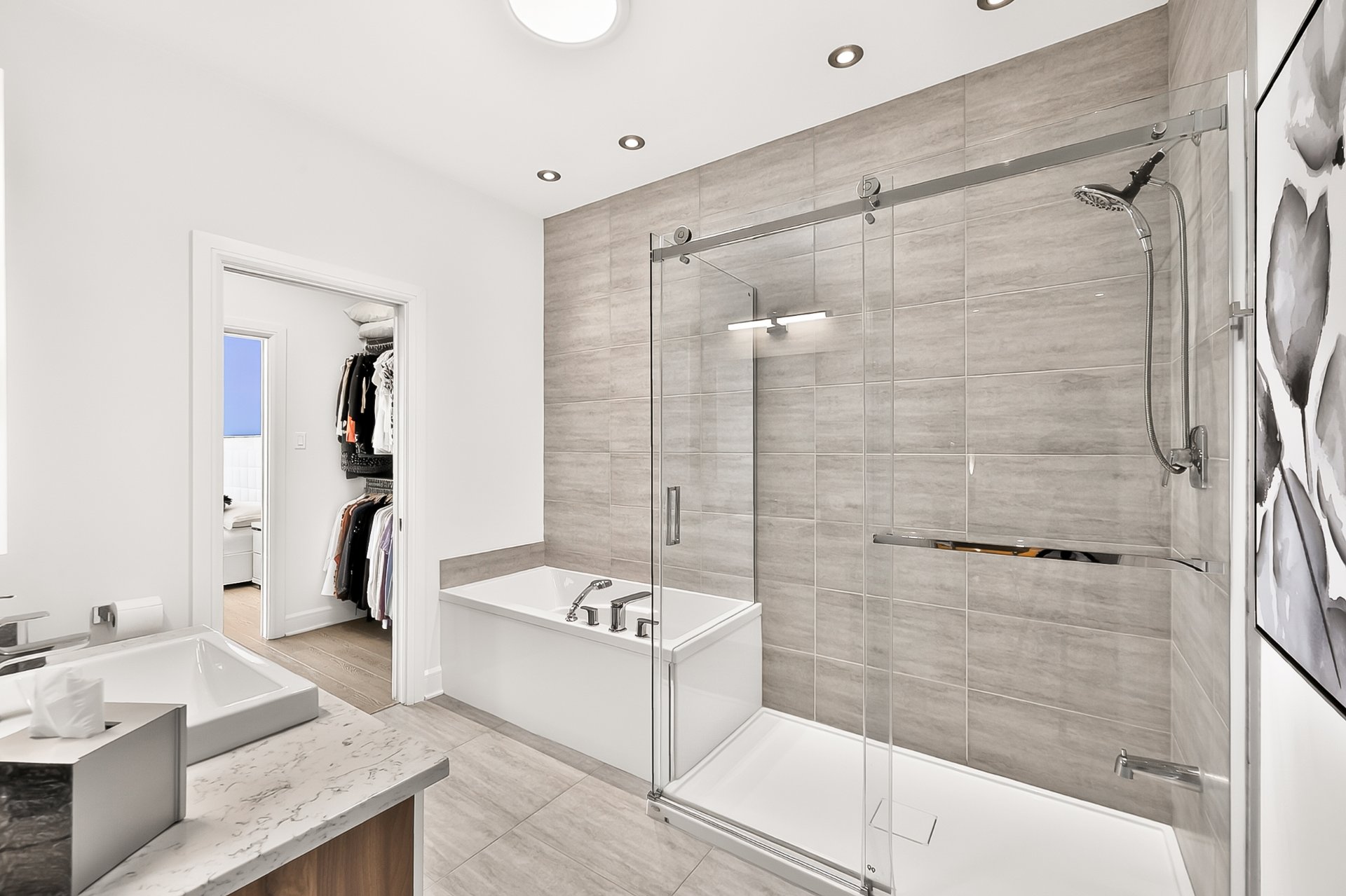 Ensuite bathroom