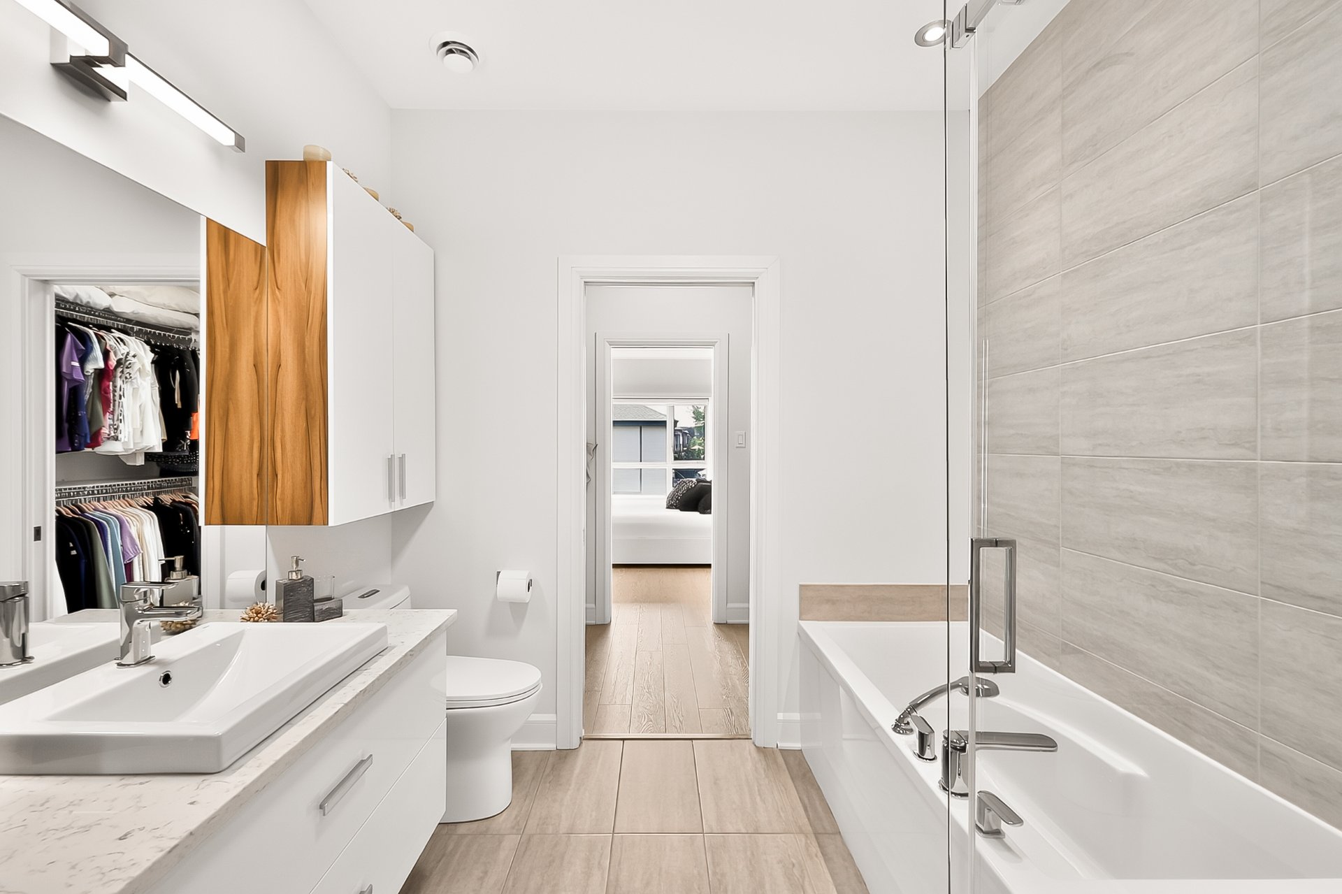 Ensuite bathroom