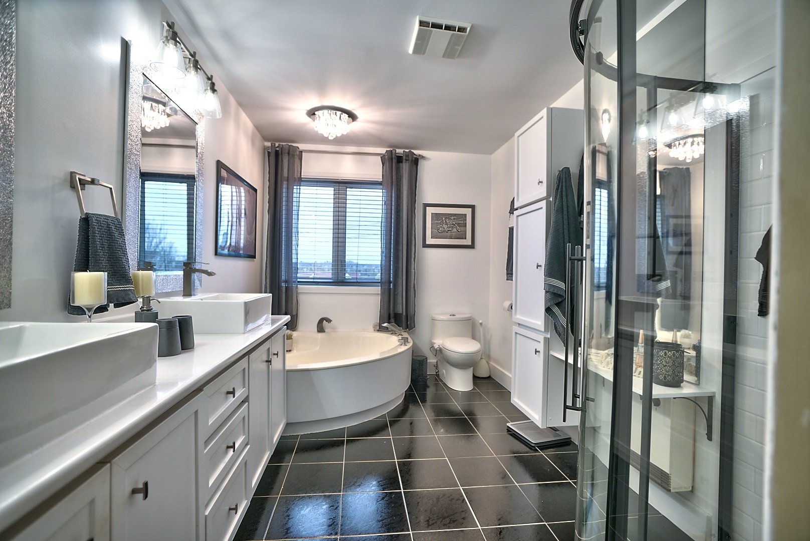 Salle de bains attenante à la CCP