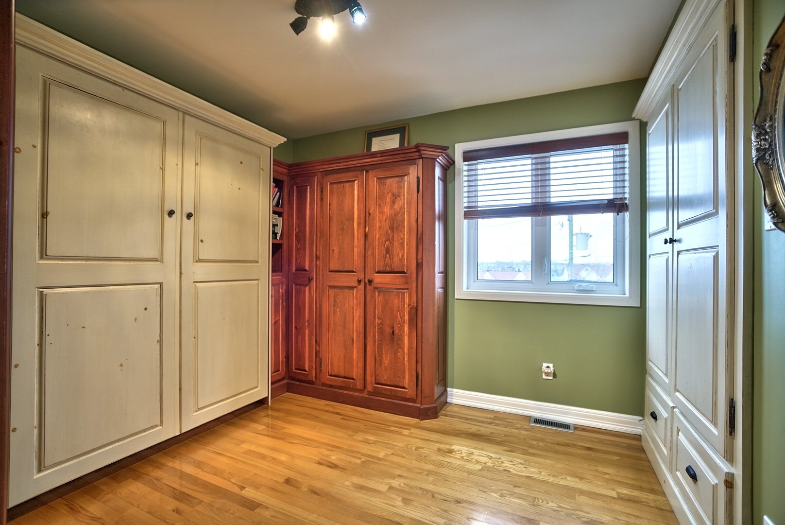 Avec lit escamotable