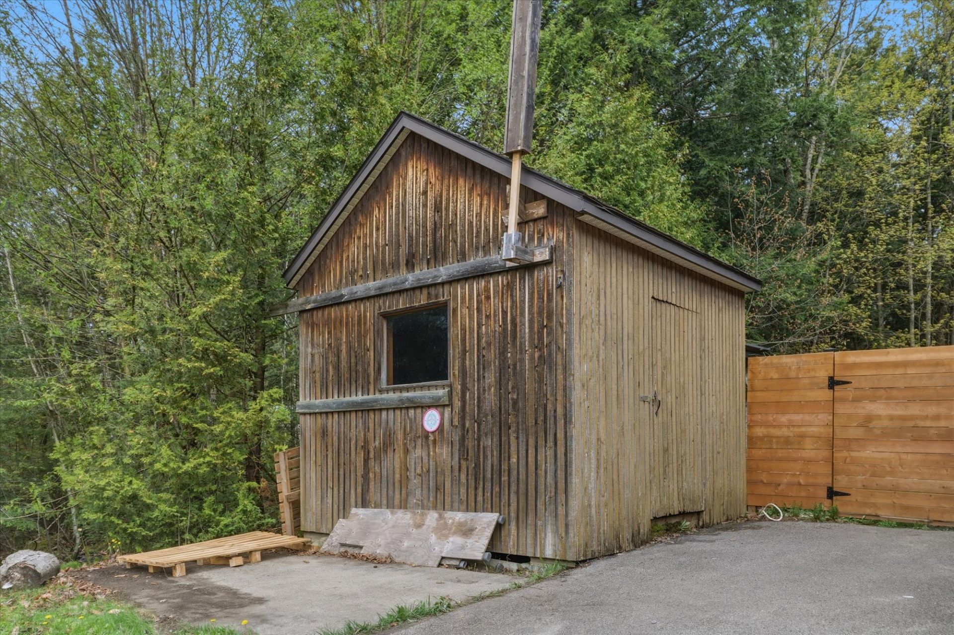 Shed