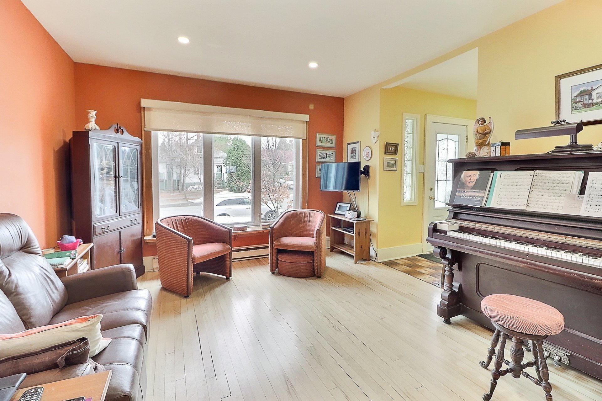 Salon