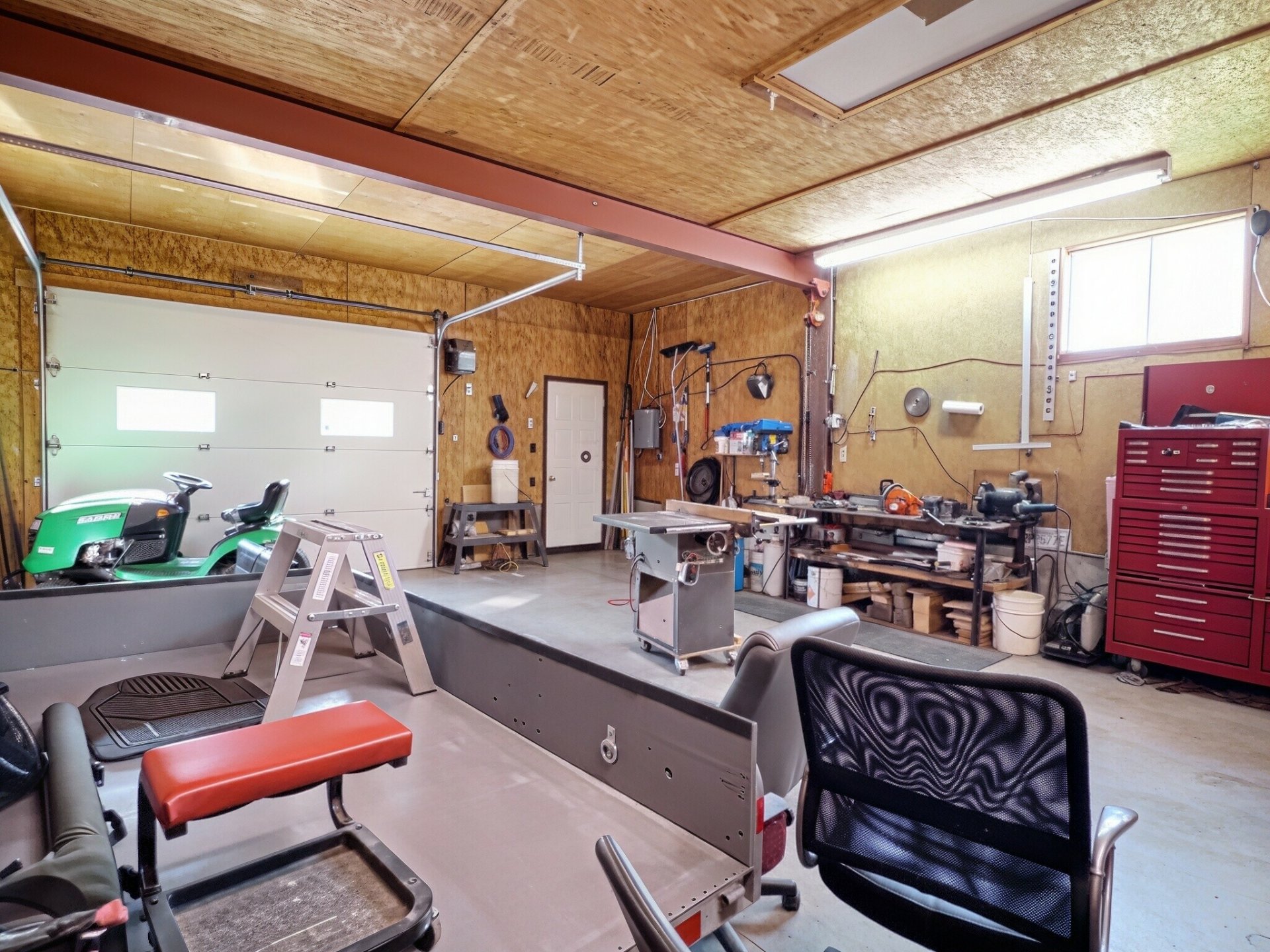 Garage