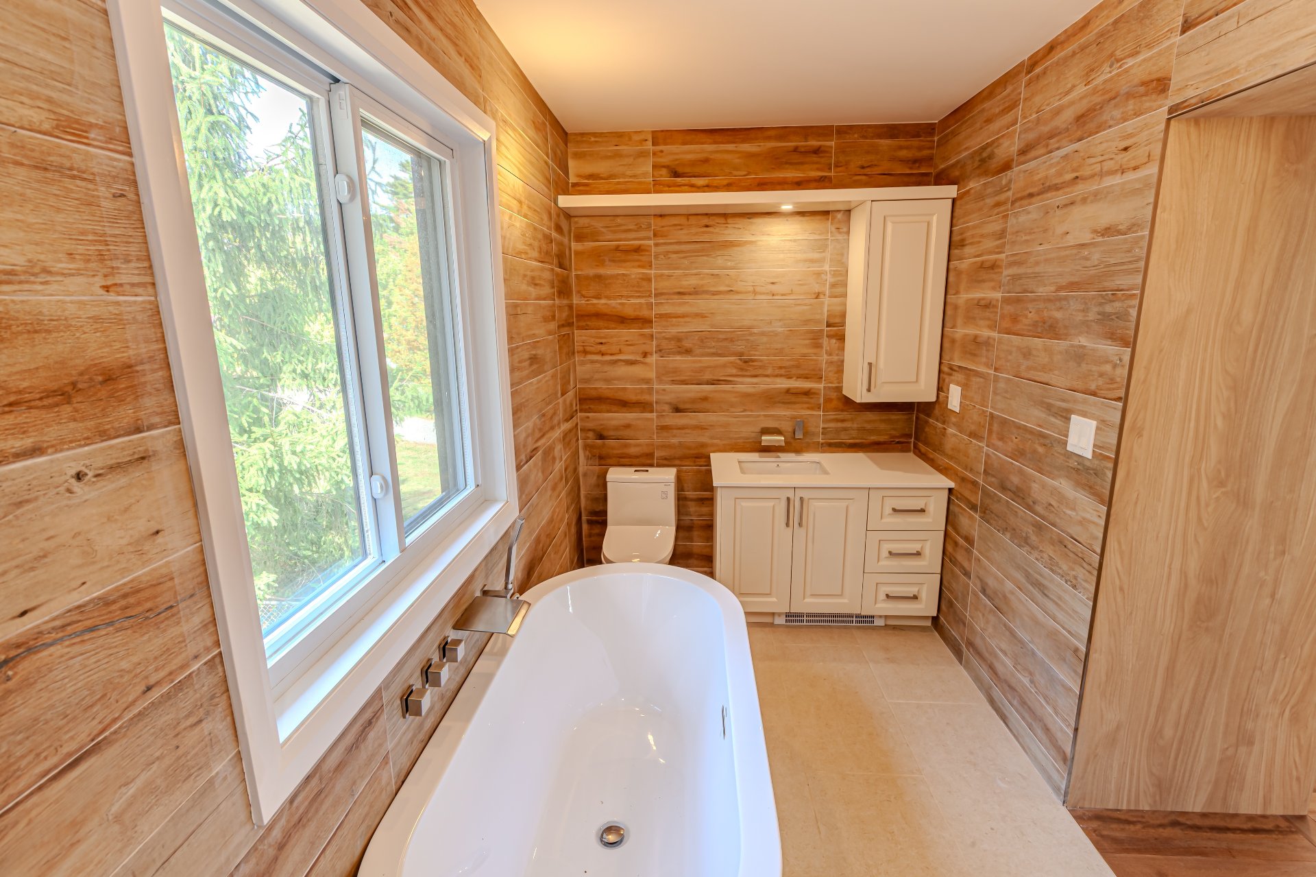 Salle de bains attenante à la CCP