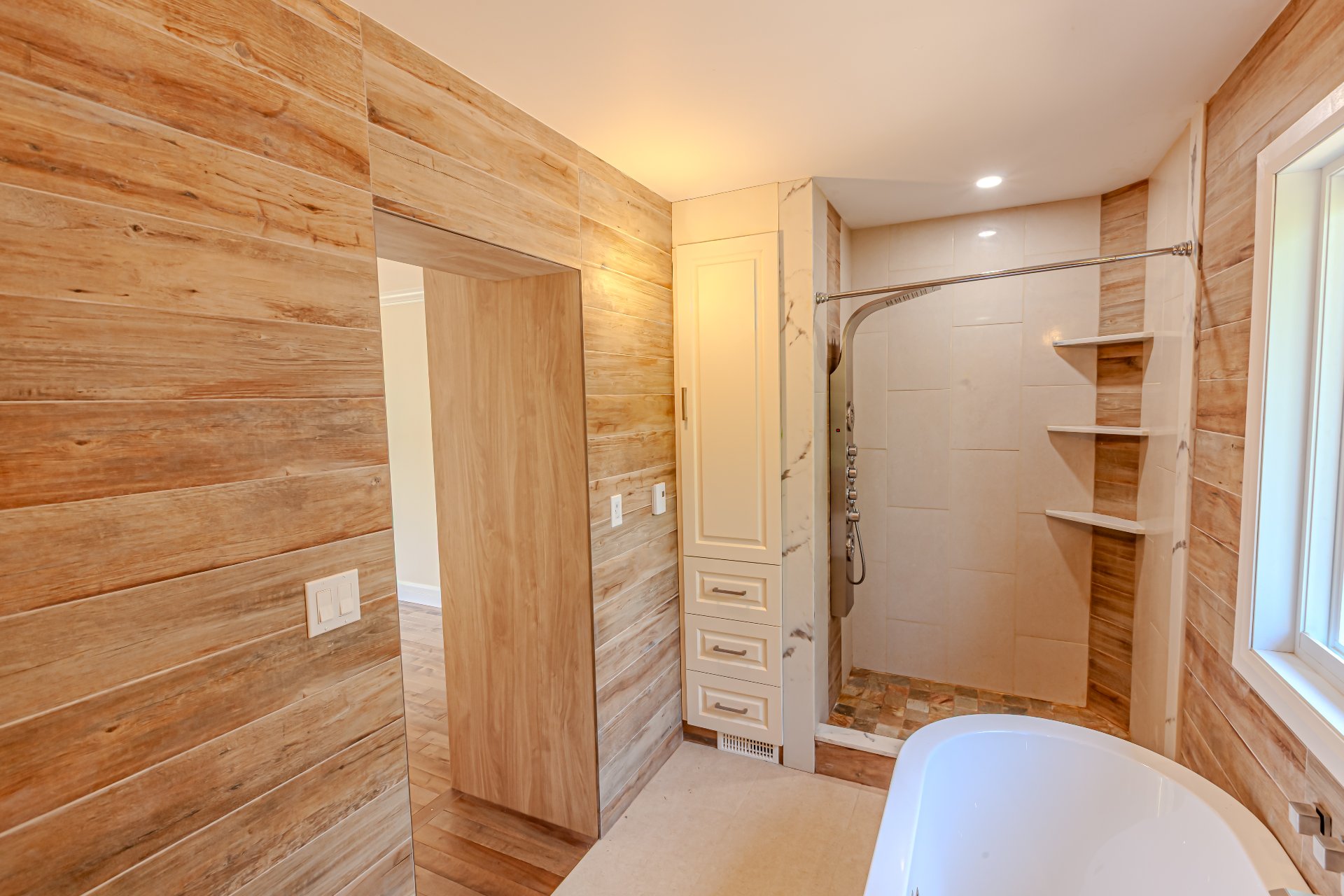 Ensuite bathroom