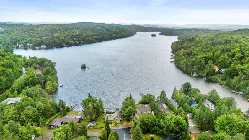 Vue sur l'eau