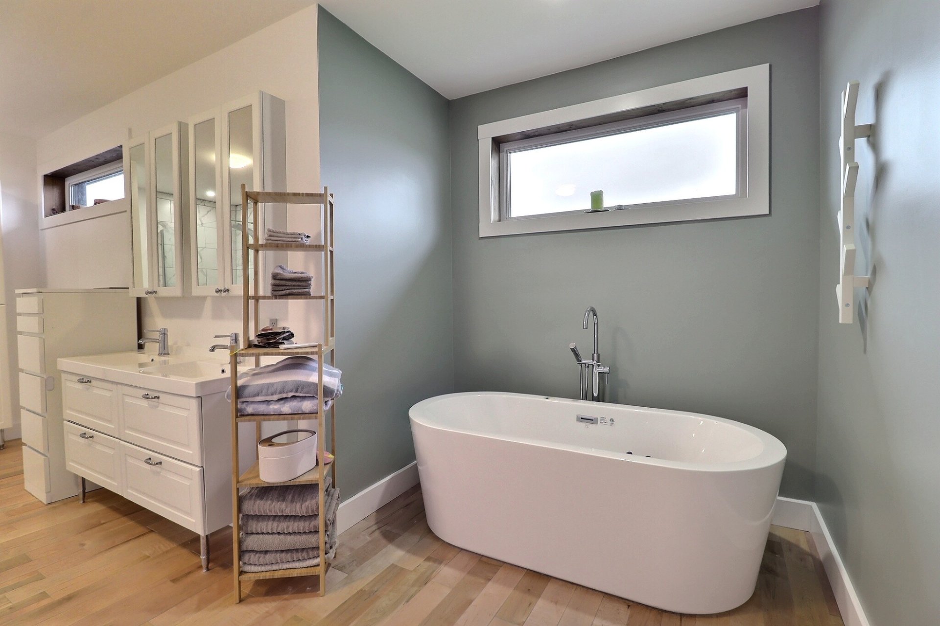 Ensuite bathroom