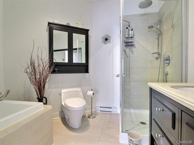 Ensuite bathroom