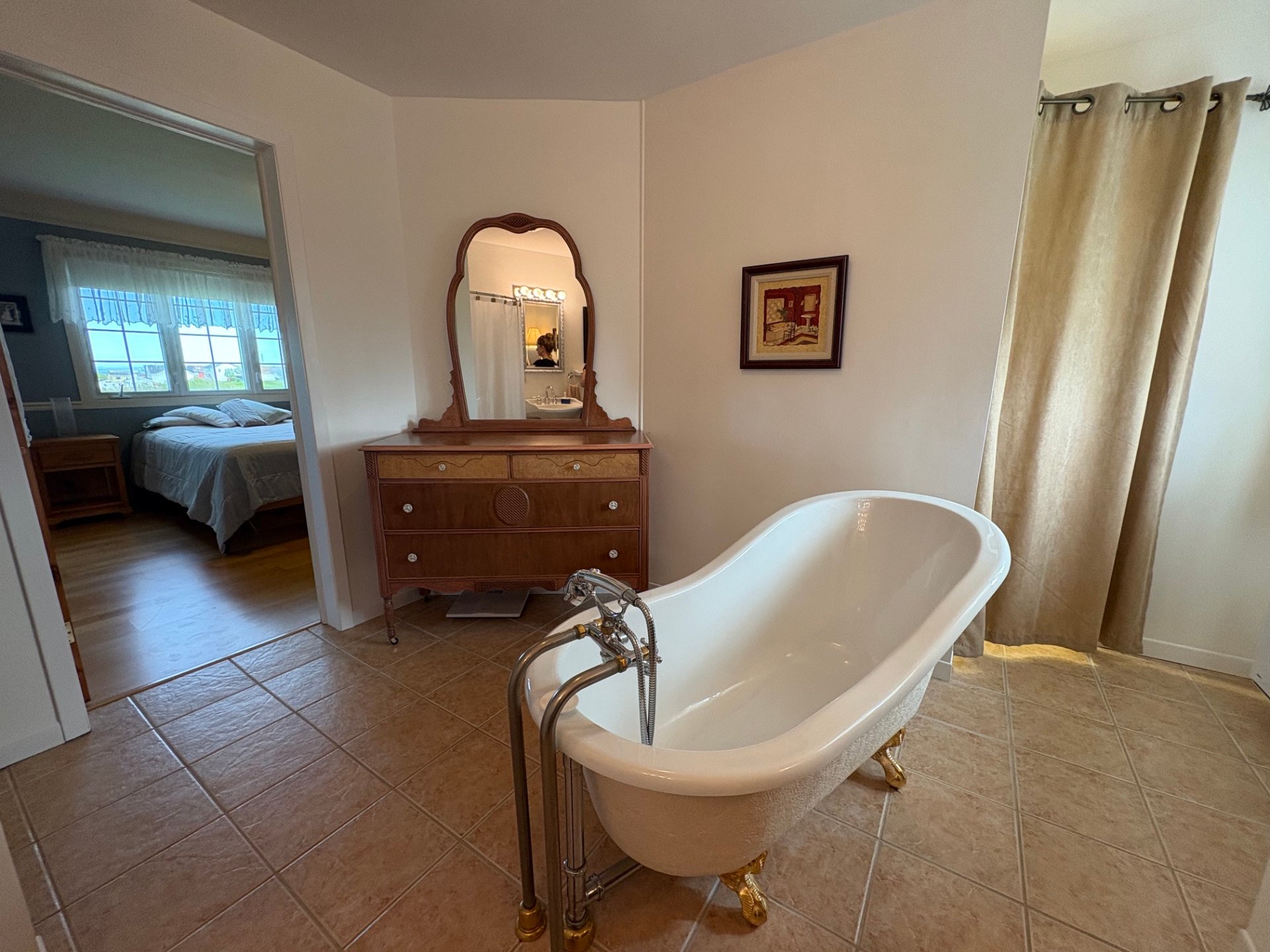 Ensuite bathroom