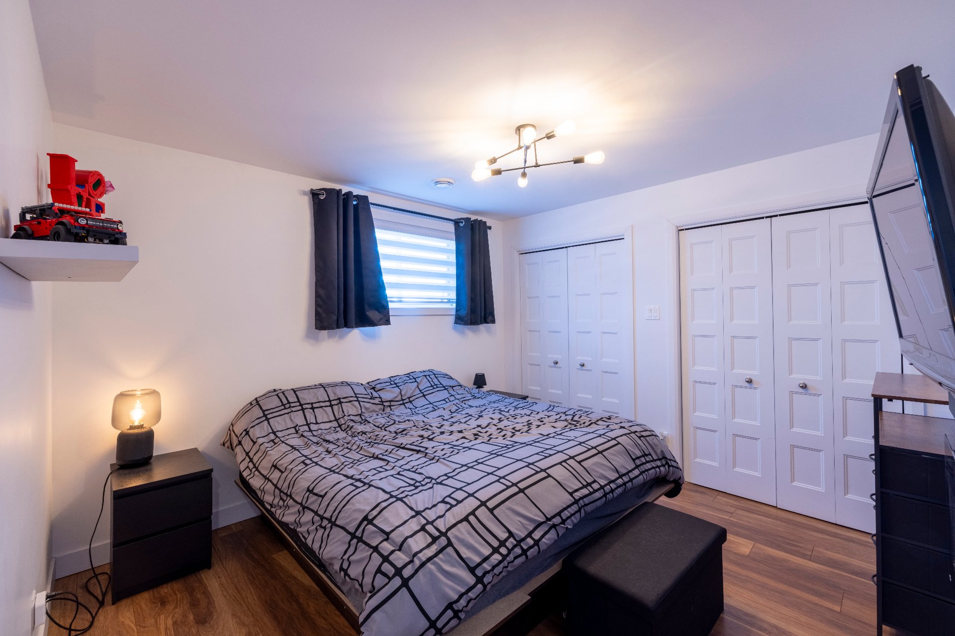 Primary bedroom