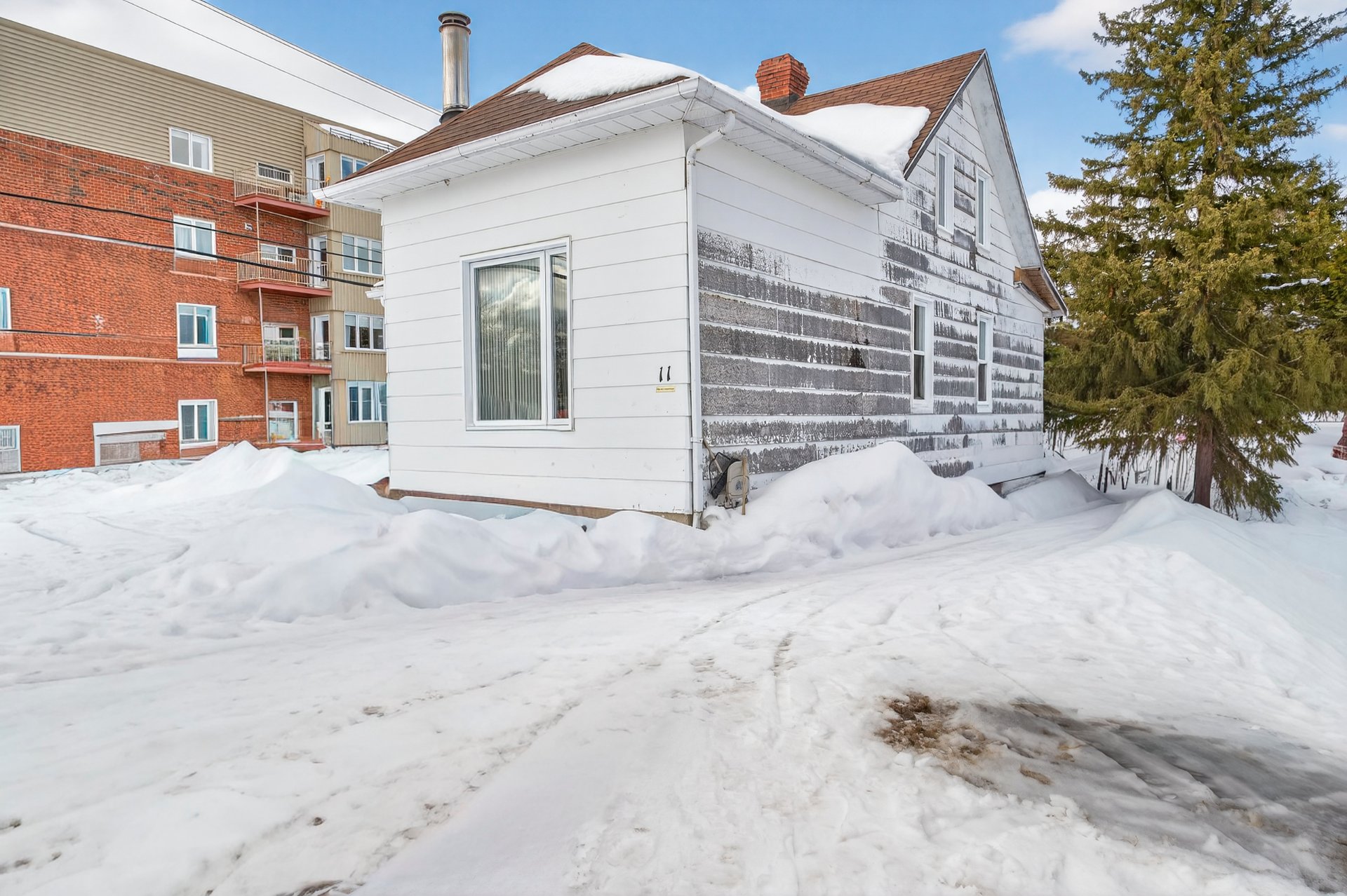 légèrement modifié avec la IA