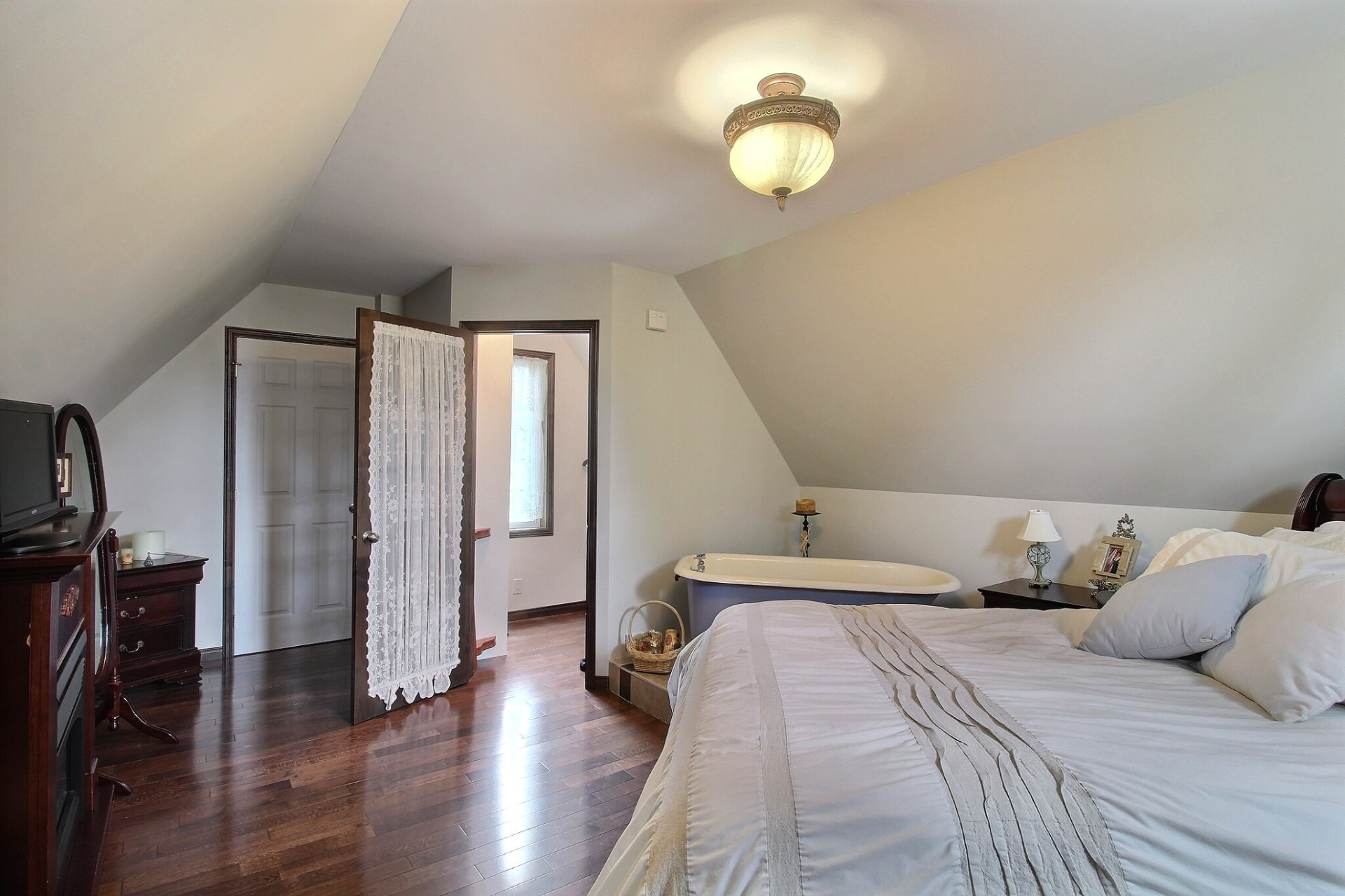 Chambre à coucher principale