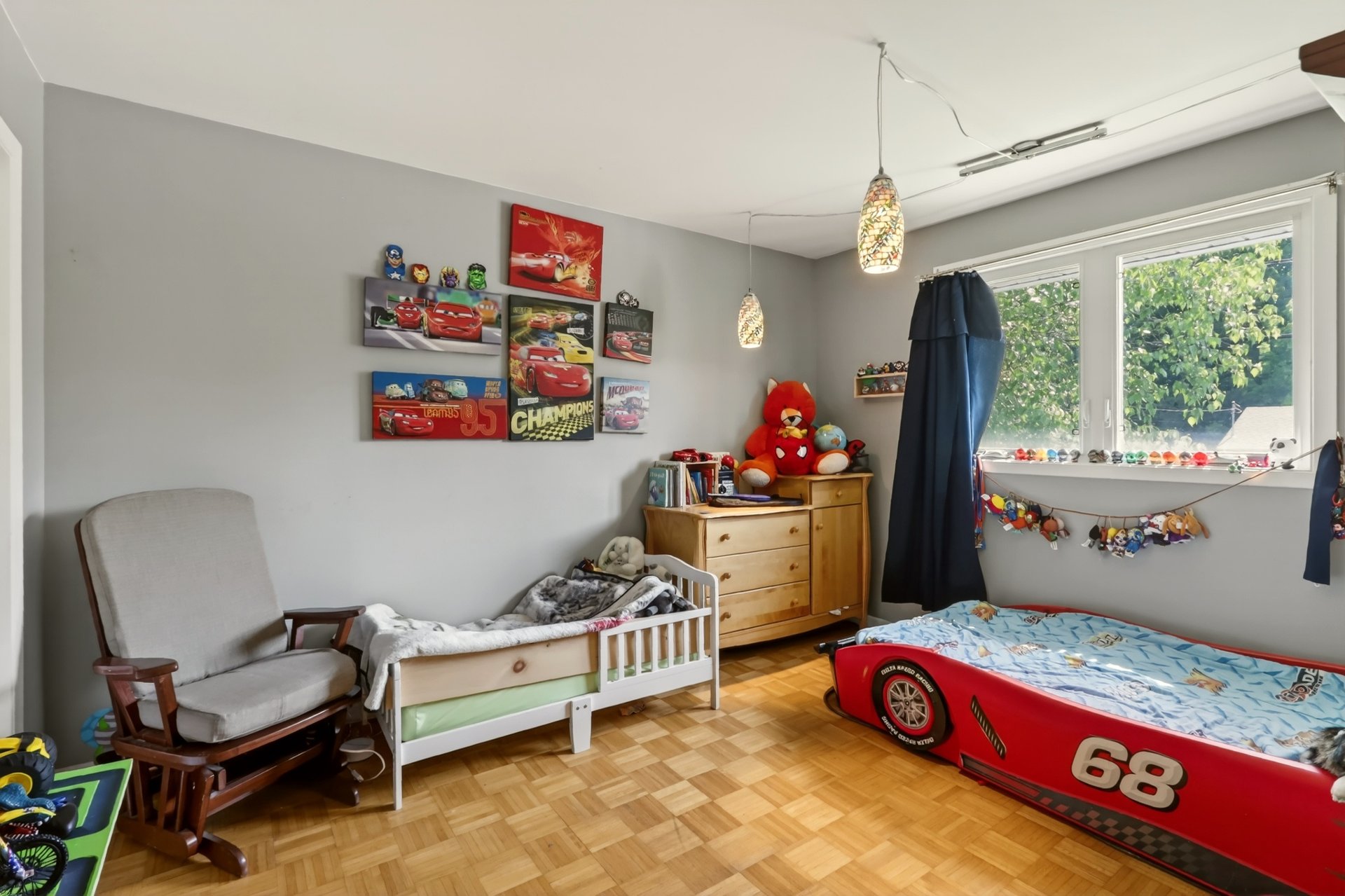 Bedroom